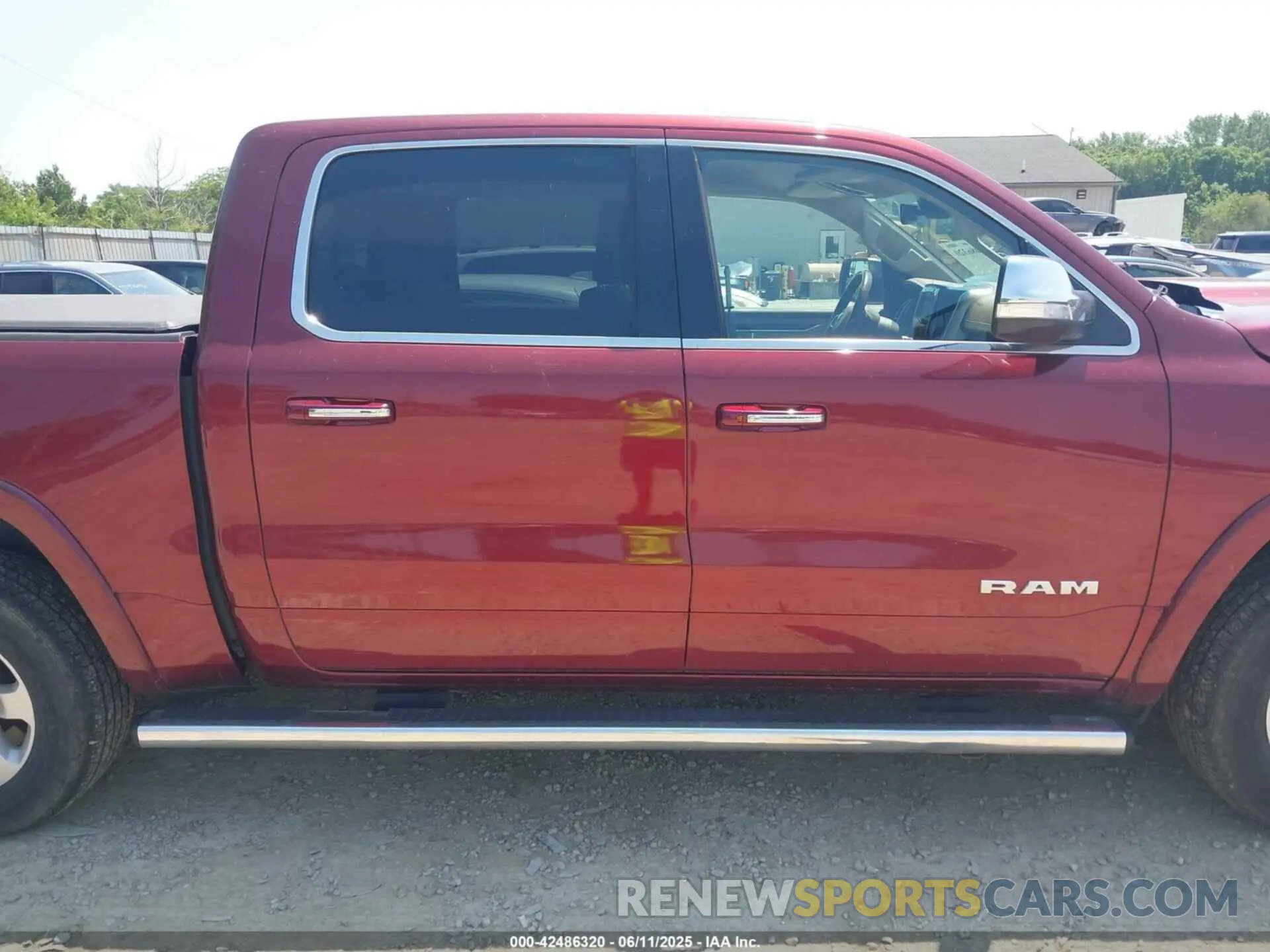 13 Photograph of a damaged car 1C6SRFJT5KN622696 RAM 1500 2019