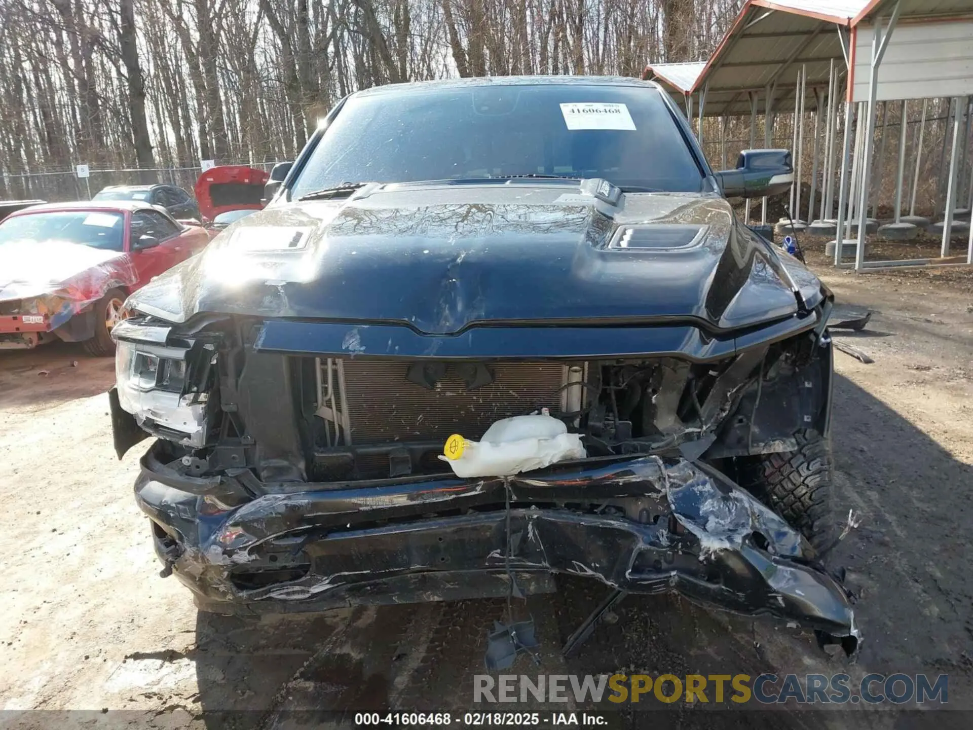 12 Photograph of a damaged car 1C6SRFJT5KN772582 RAM 1500 2019