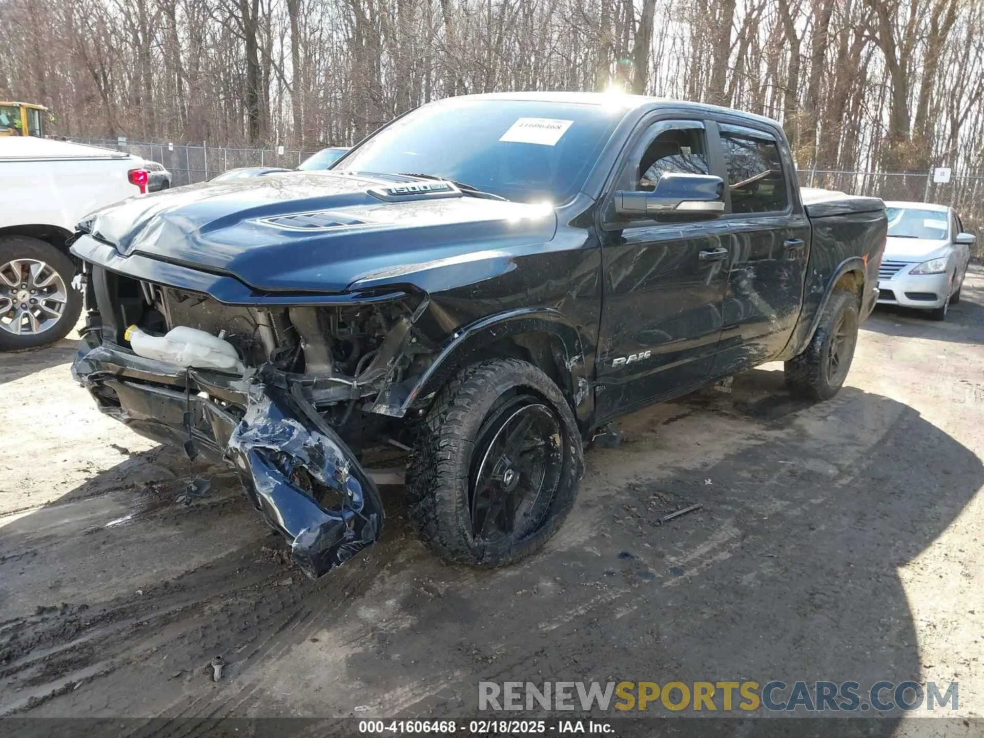2 Photograph of a damaged car 1C6SRFJT5KN772582 RAM 1500 2019