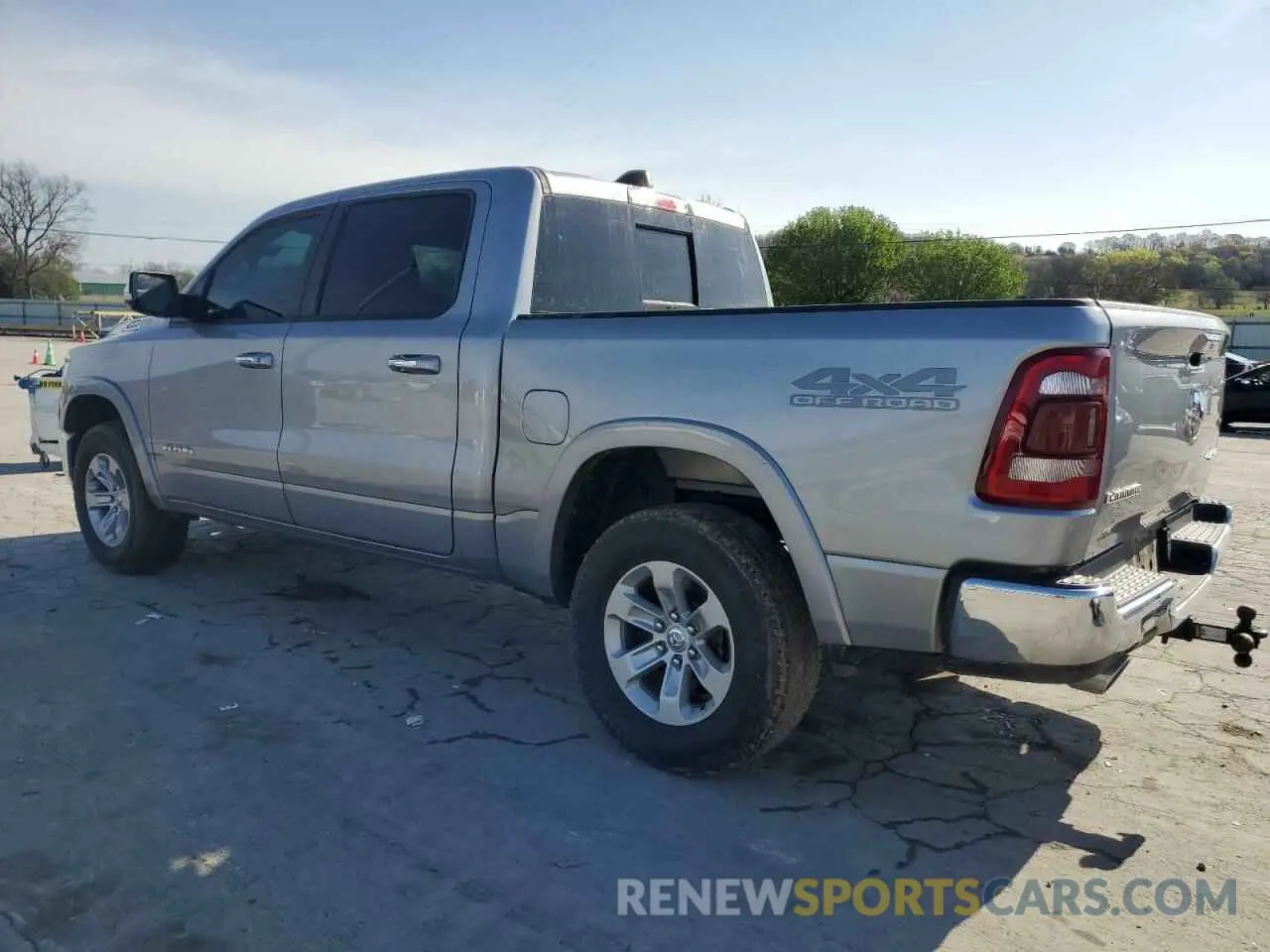 2 Photograph of a damaged car 1C6SRFJT6KN681255 RAM 1500 2019