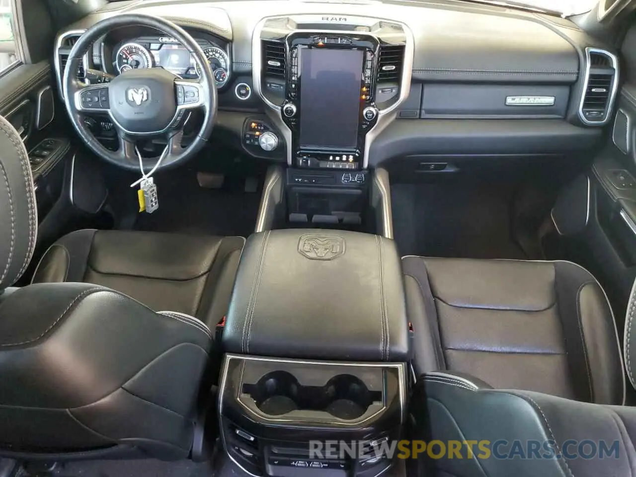 8 Photograph of a damaged car 1C6SRFJT6KN925454 RAM 1500 2019