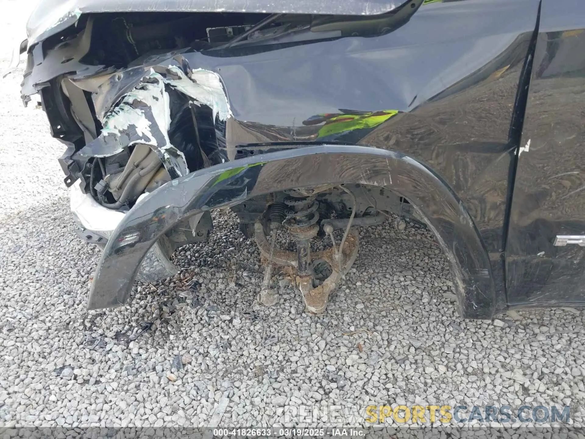 6 Photograph of a damaged car 1C6SRFJT9KN544343 RAM 1500 2019