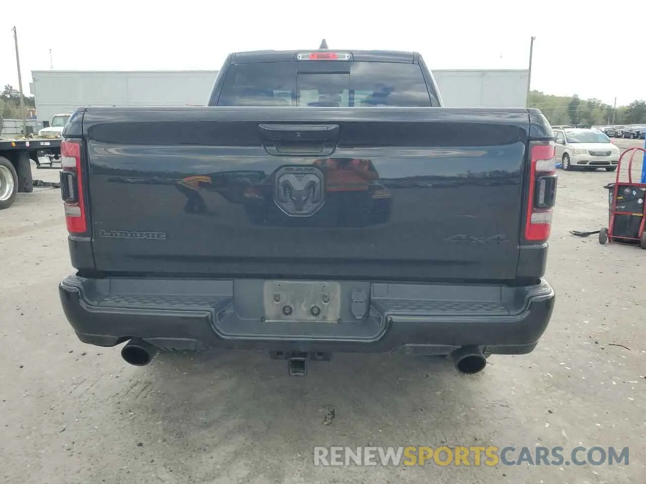6 Photograph of a damaged car 1C6SRFJT9KN902833 RAM 1500 2019
