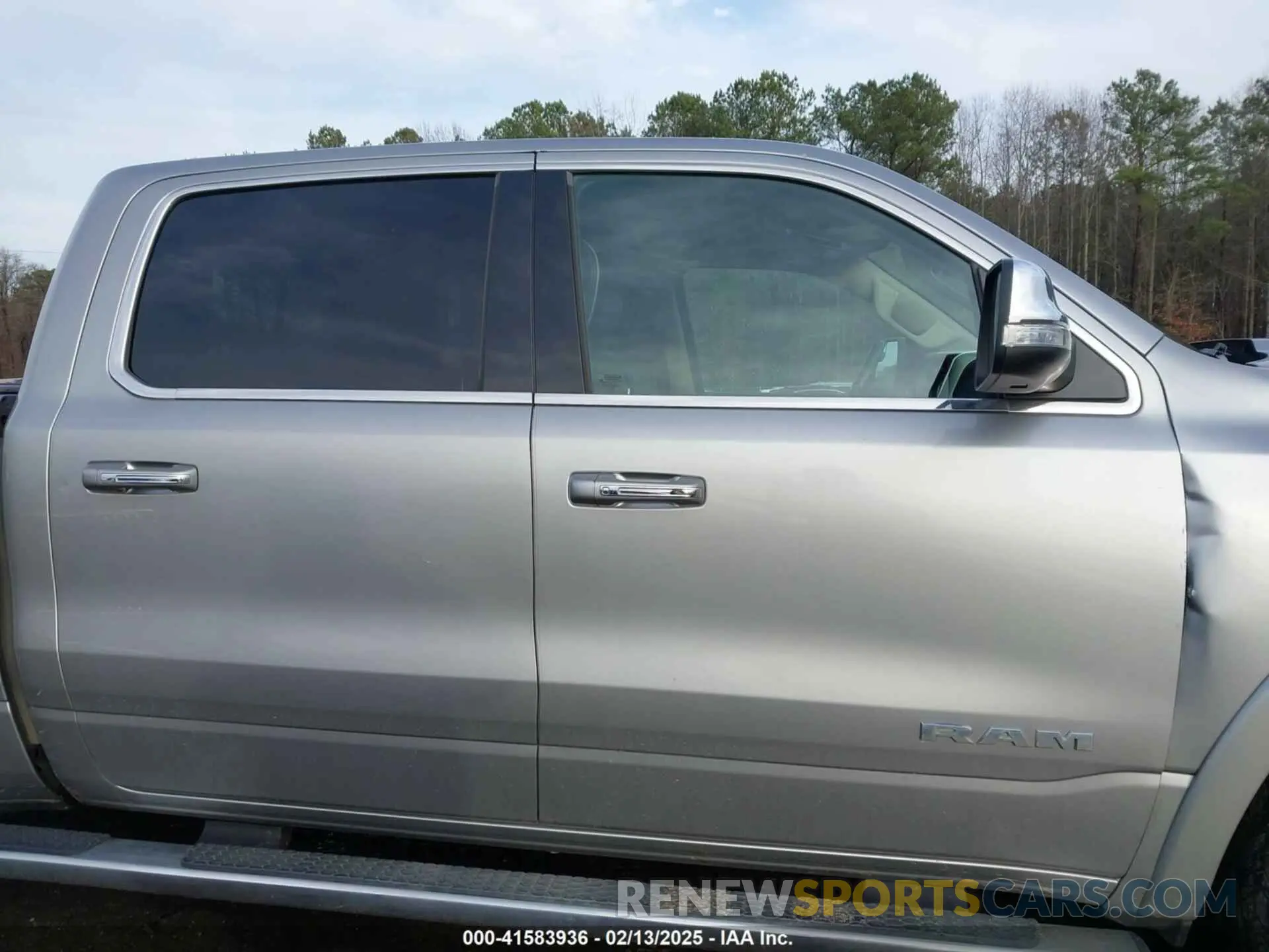13 Photograph of a damaged car 1C6SRFJTXKN511285 RAM 1500 2019