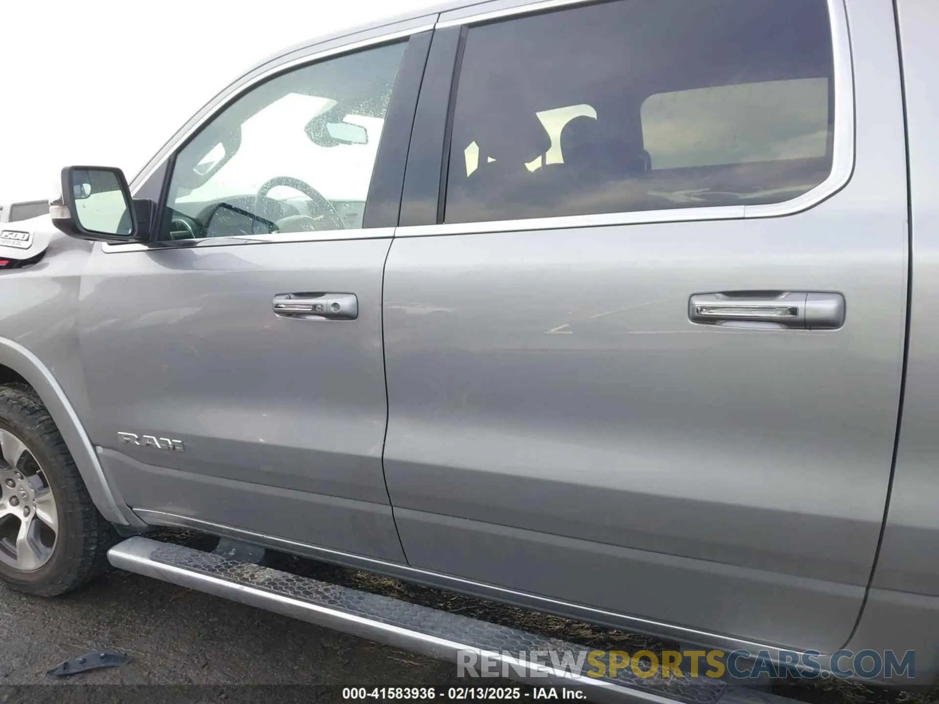 14 Photograph of a damaged car 1C6SRFJTXKN511285 RAM 1500 2019