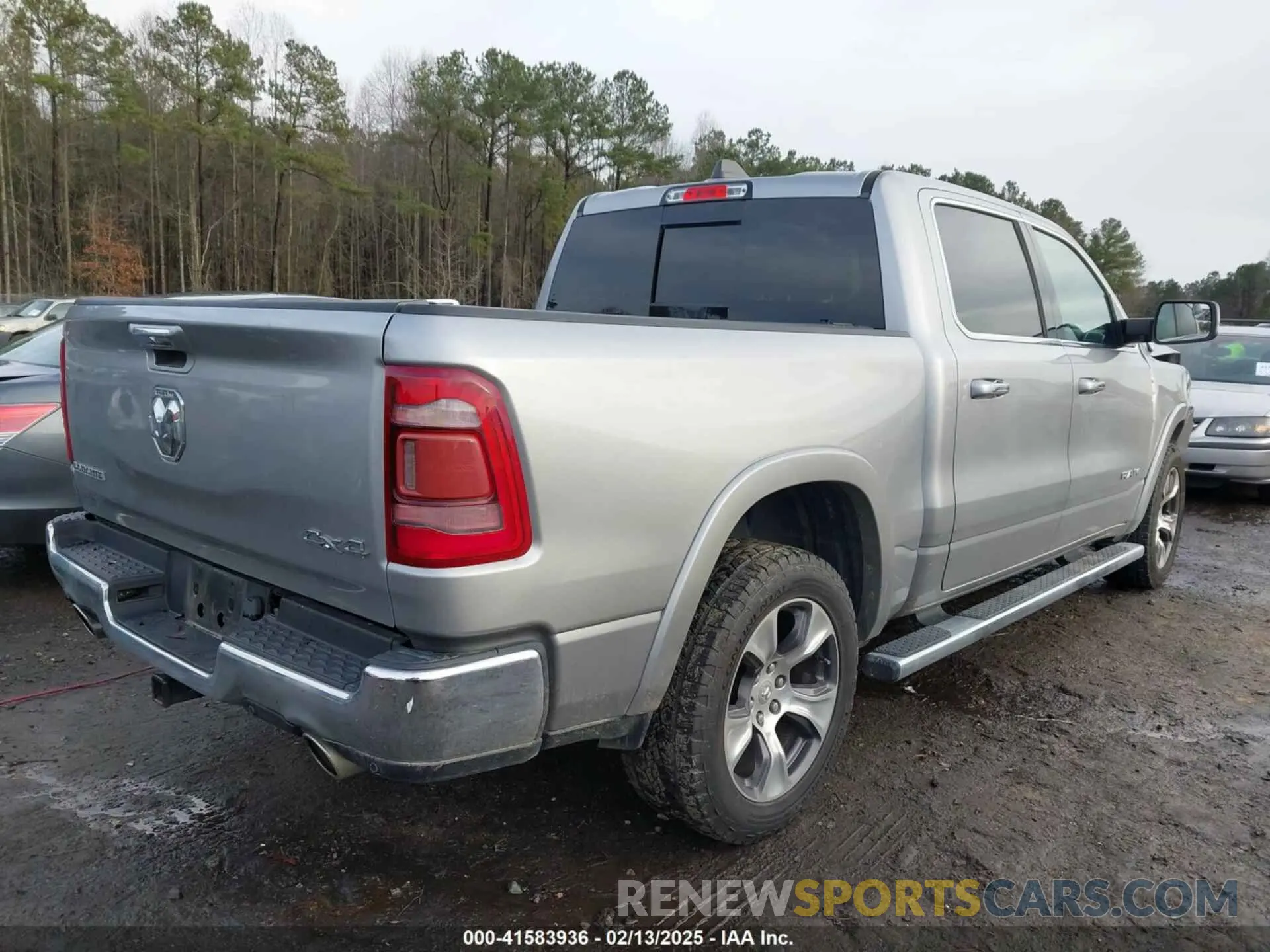 4 Photograph of a damaged car 1C6SRFJTXKN511285 RAM 1500 2019