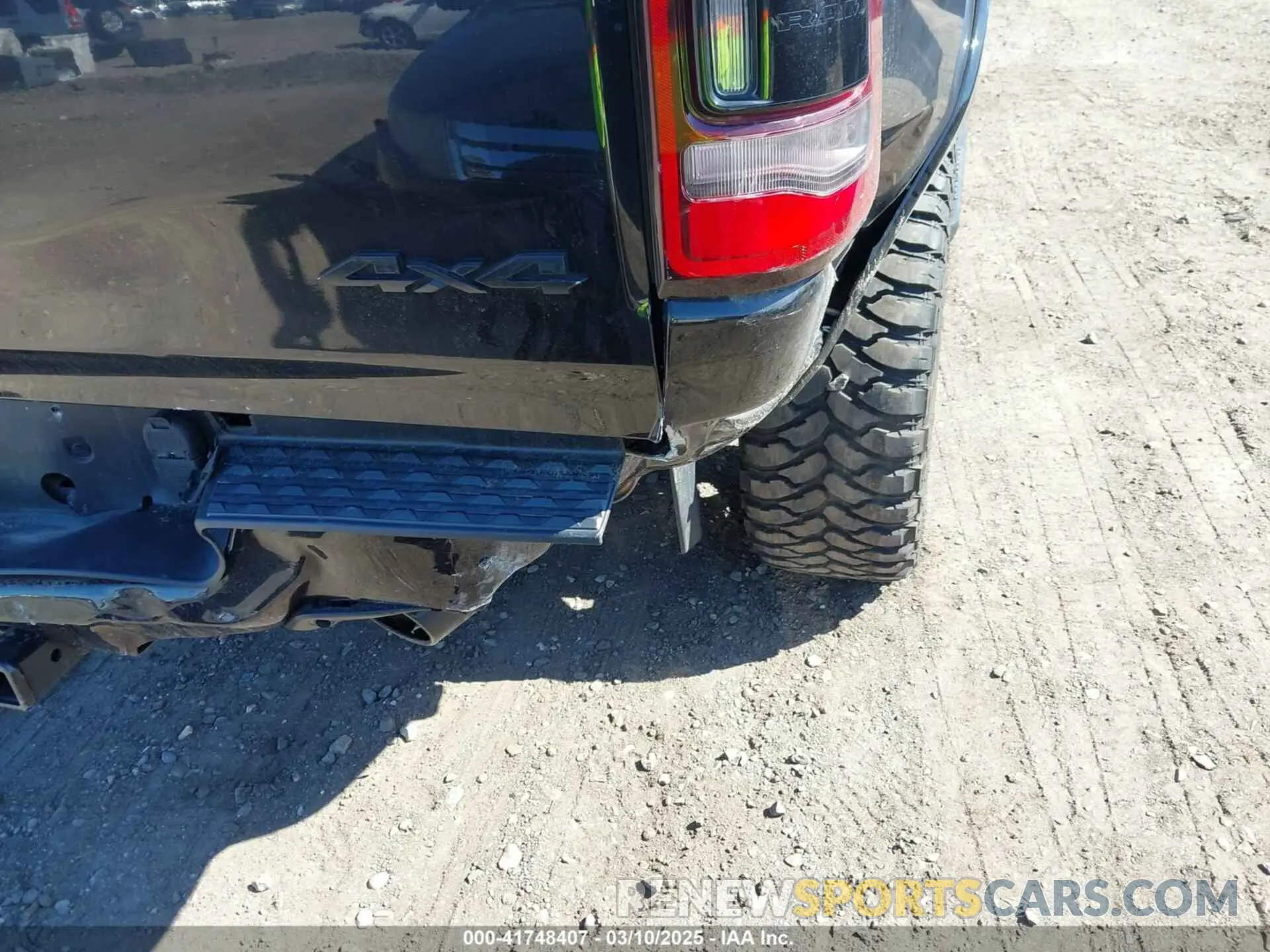 17 Фотография поврежденного автомобиля 1C6SRFJTXKN808430 RAM 1500 2019
