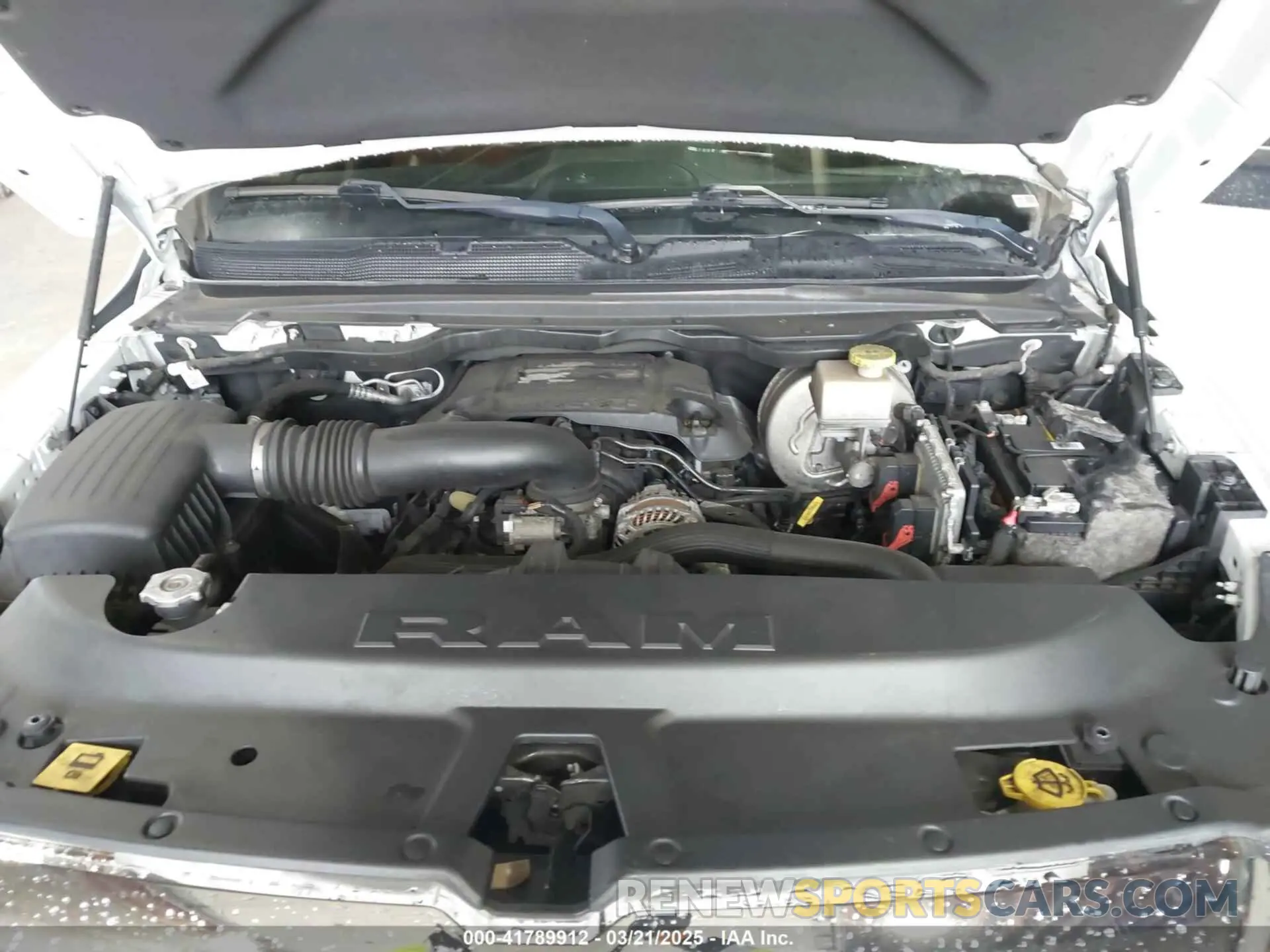 10 Photograph of a damaged car 1C6SRFKT0KN524819 RAM 1500 2019