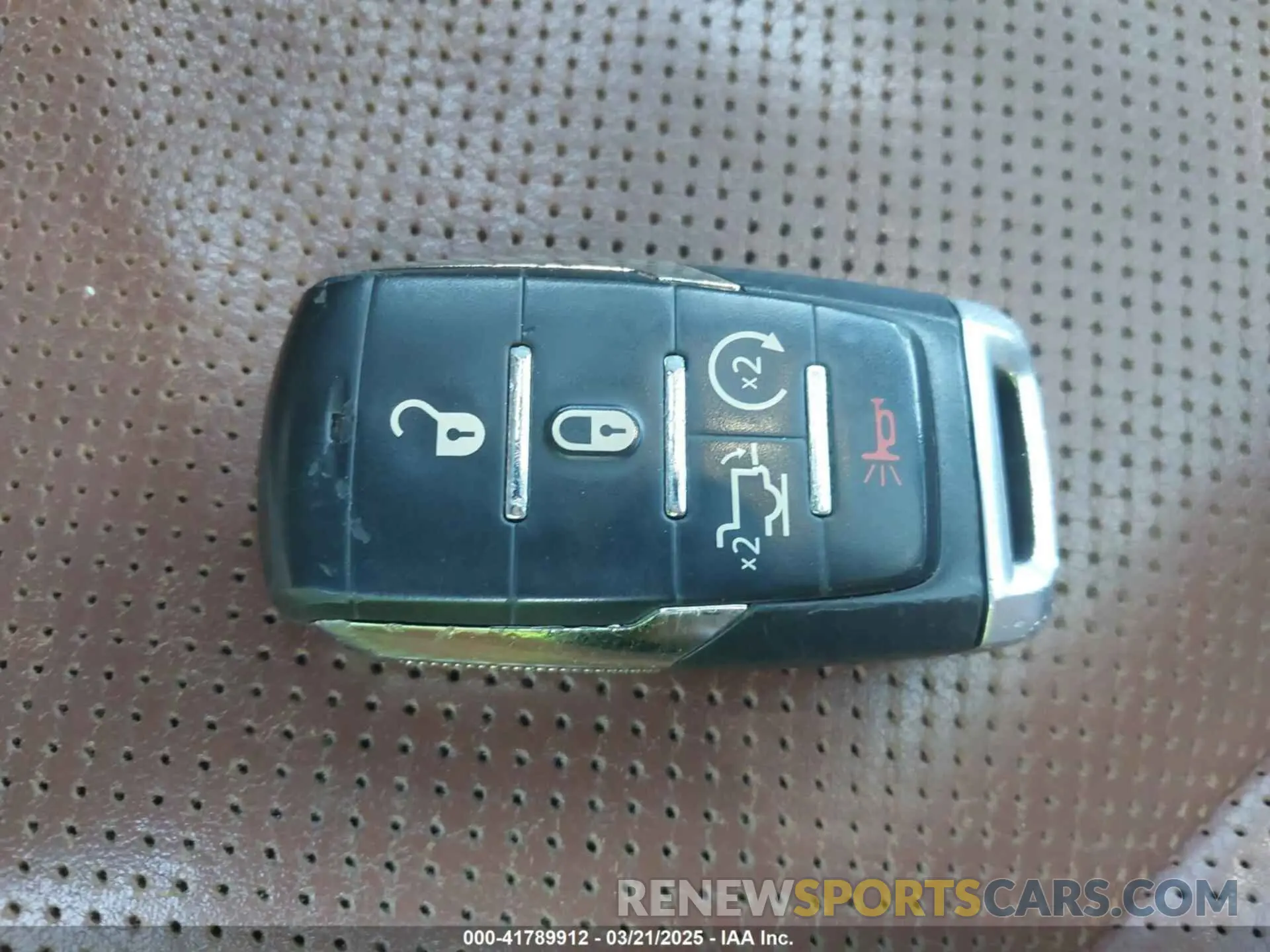 11 Photograph of a damaged car 1C6SRFKT0KN524819 RAM 1500 2019