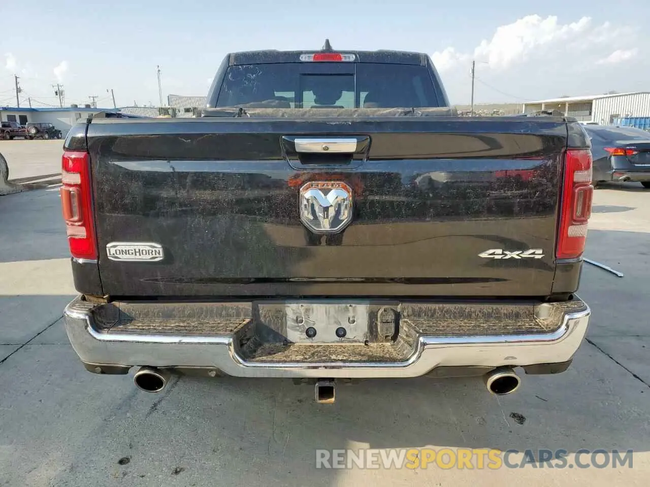 6 Photograph of a damaged car 1C6SRFKT1KN510508 RAM 1500 2019