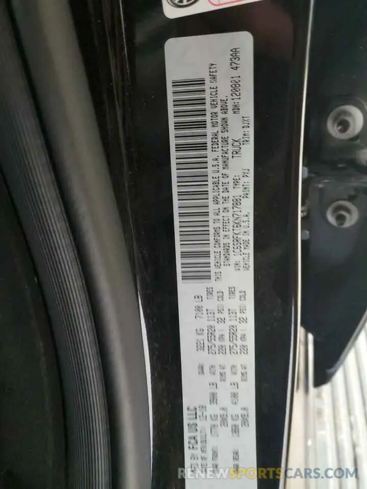13 Photograph of a damaged car 1C6SRFKT6KN717881 RAM 1500 2019
