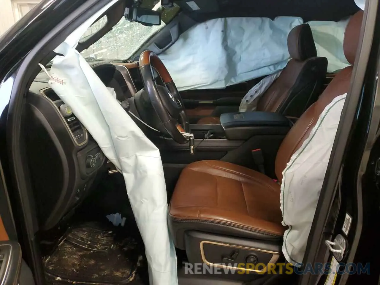 7 Photograph of a damaged car 1C6SRFKT6KN717881 RAM 1500 2019