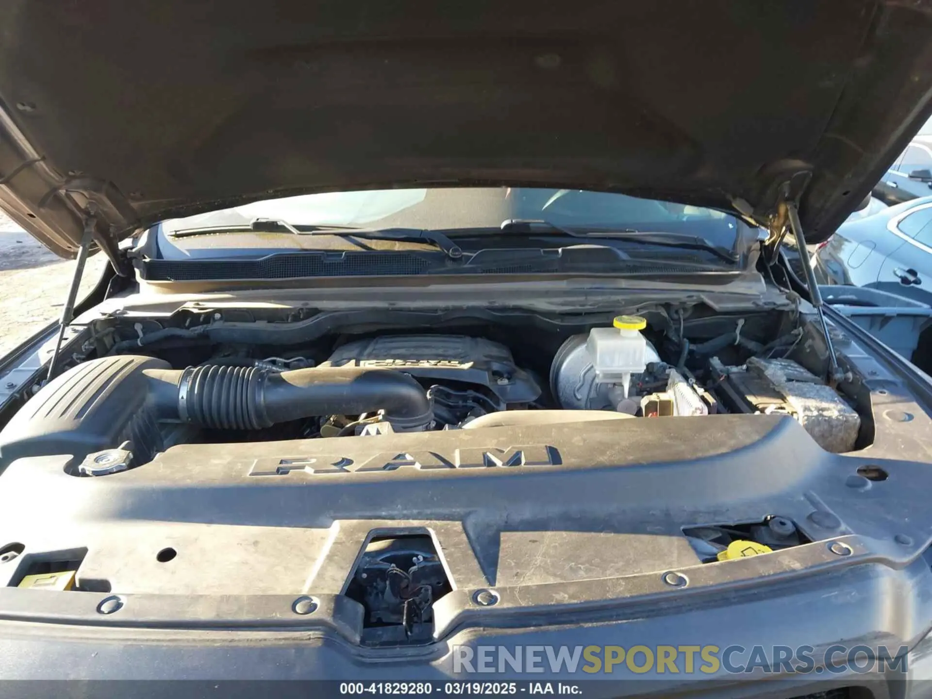 10 Photograph of a damaged car 1C6SRFLT0KN688814 RAM 1500 2019
