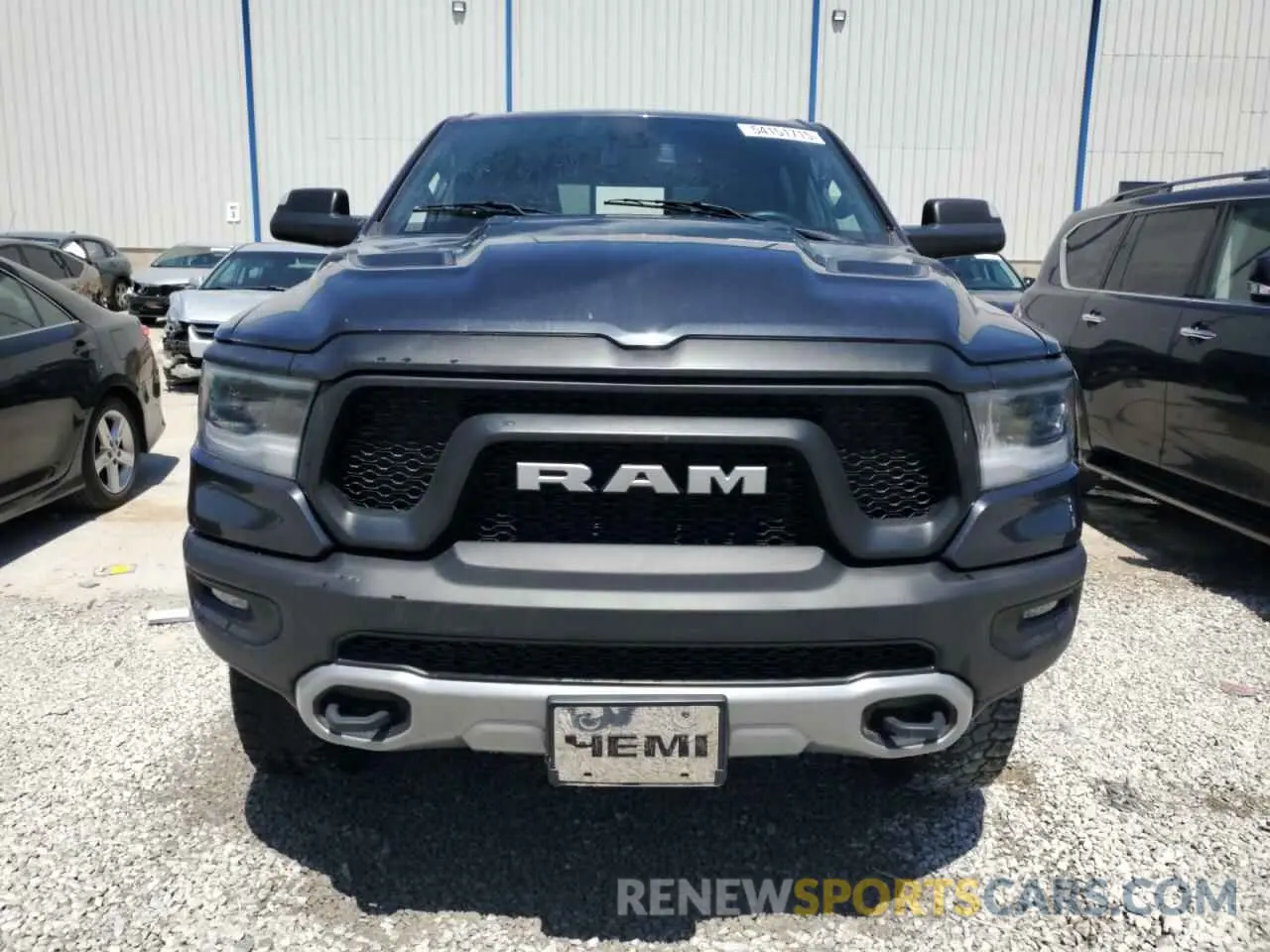 5 Photograph of a damaged car 1C6SRFLT6KN615351 RAM 1500 2019