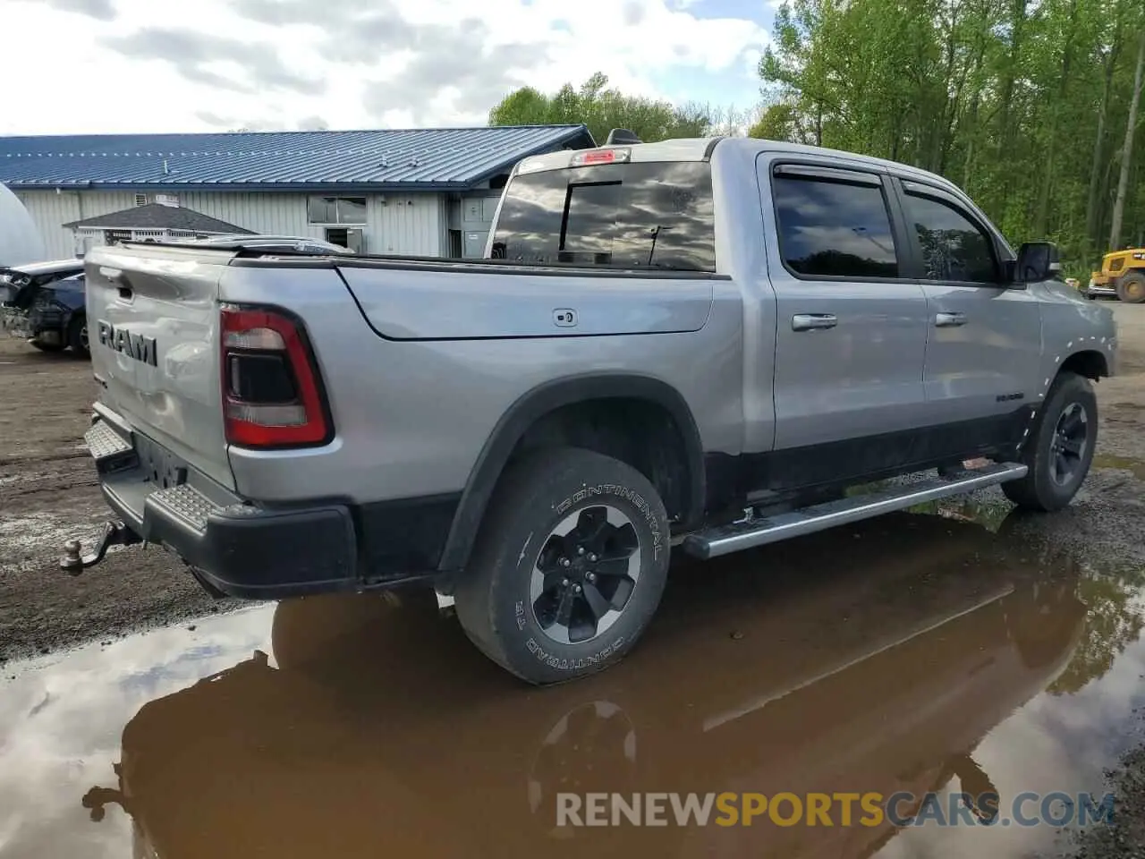 3 Photograph of a damaged car 1C6SRFLT6KN908960 RAM 1500 2019