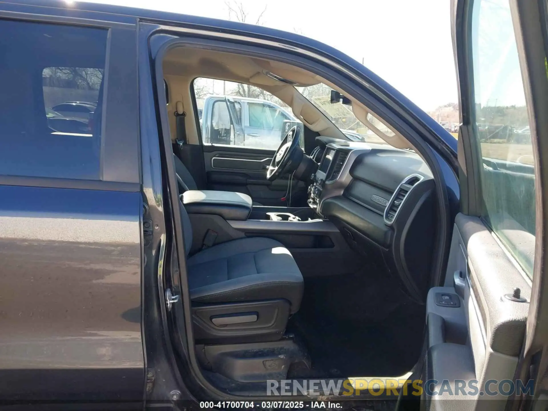 5 Фотография поврежденного автомобиля 1C6SRFMT2KN837884 RAM 1500 2019
