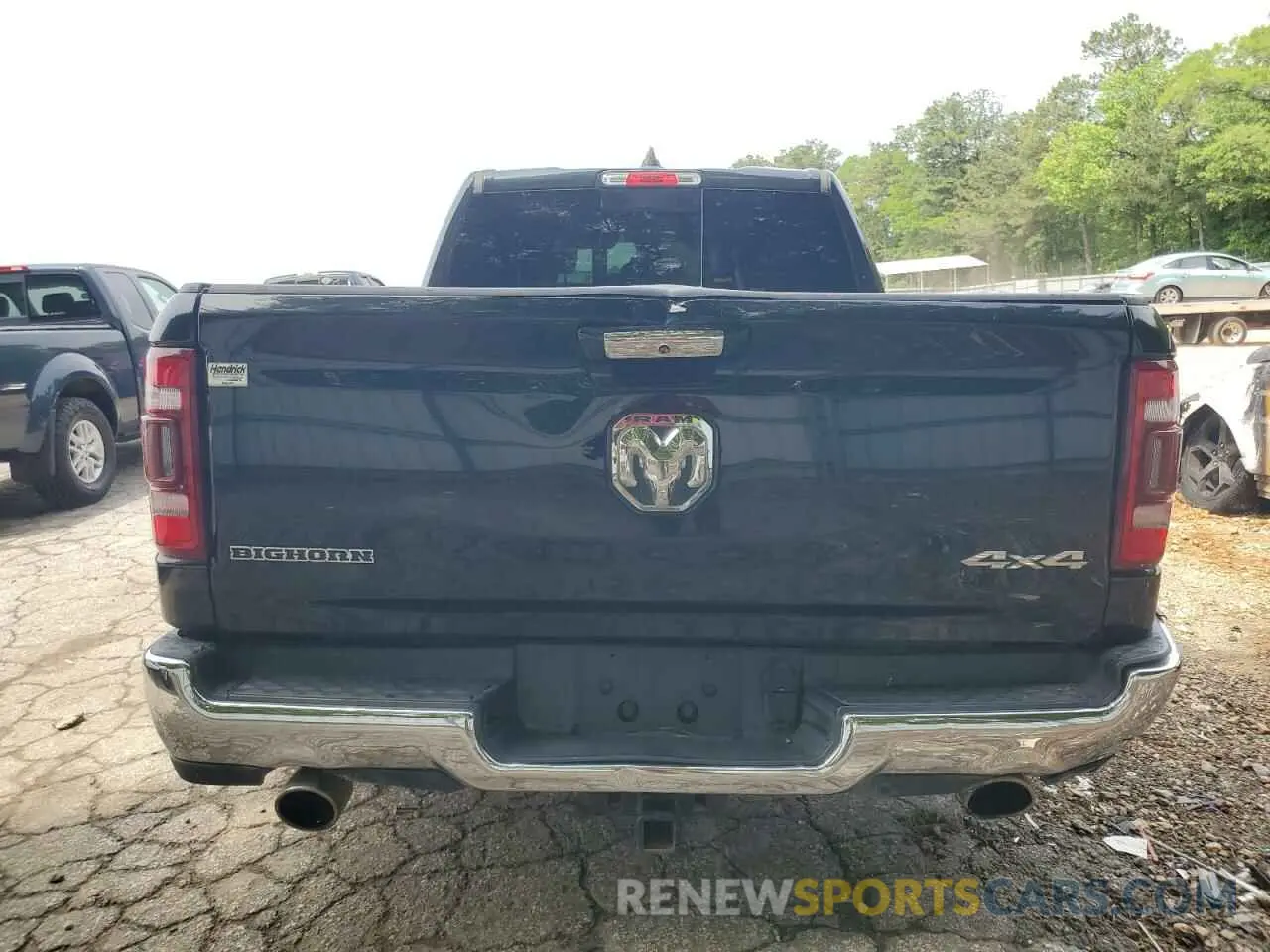 6 Photograph of a damaged car 1C6SRFMT8KN637611 RAM 1500 2019