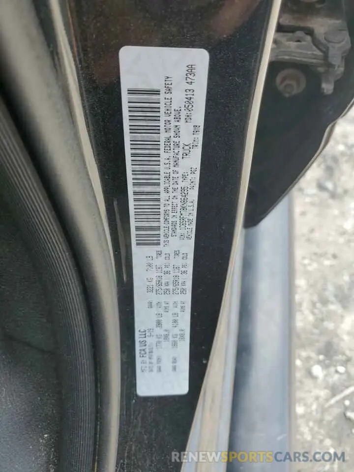 13 Photograph of a damaged car 1C6SRFMT8KN864295 RAM 1500 2019