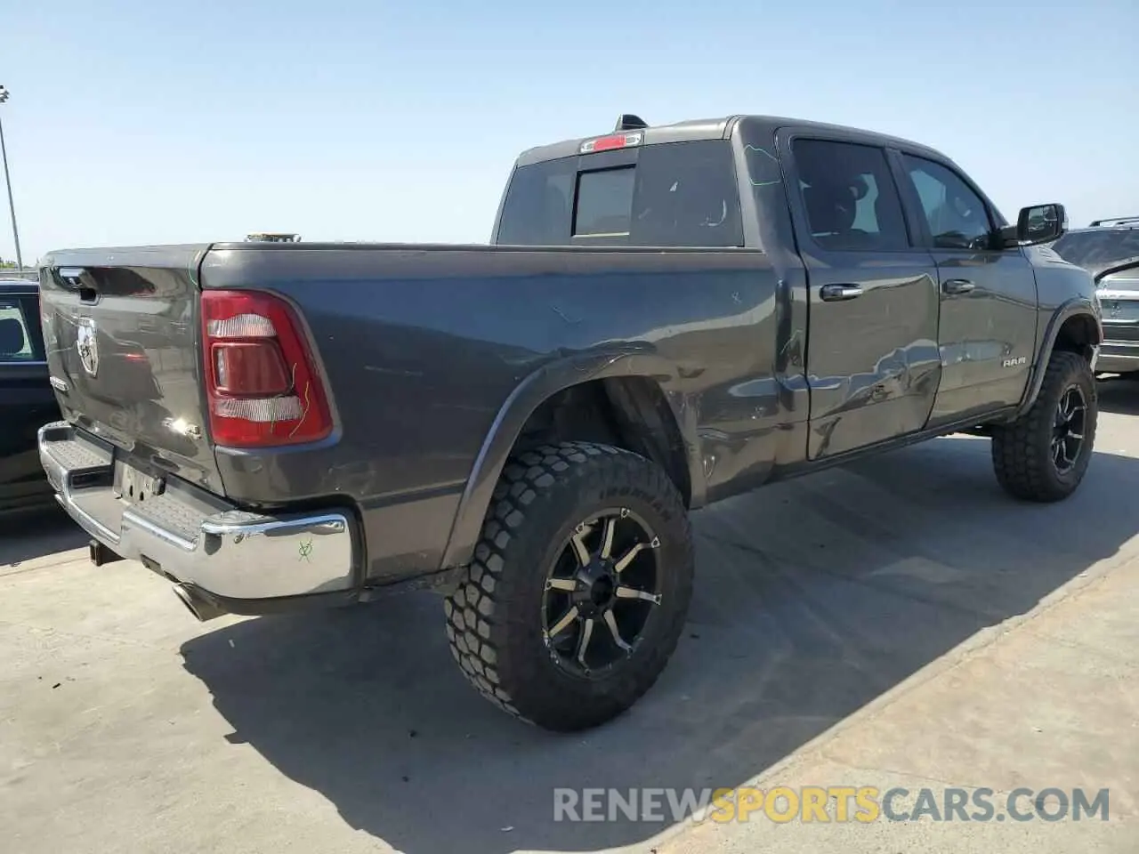 3 Фотография поврежденного автомобиля 1C6SRFRT2KN698574 RAM 1500 2019