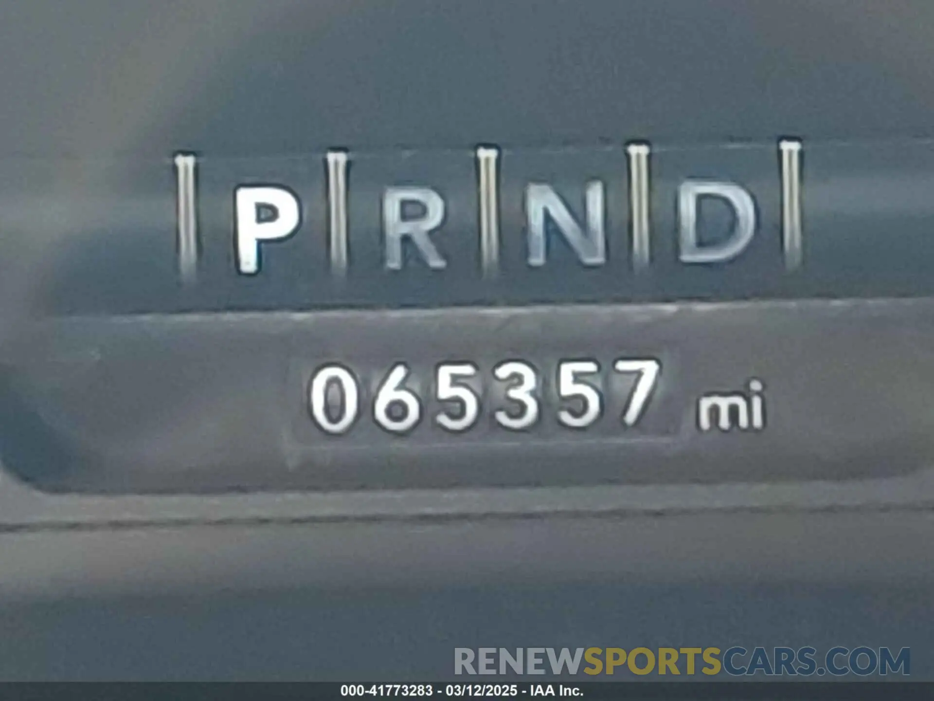 15 Photograph of a damaged car 1C6SRFRT9KN878862 RAM 1500 2019