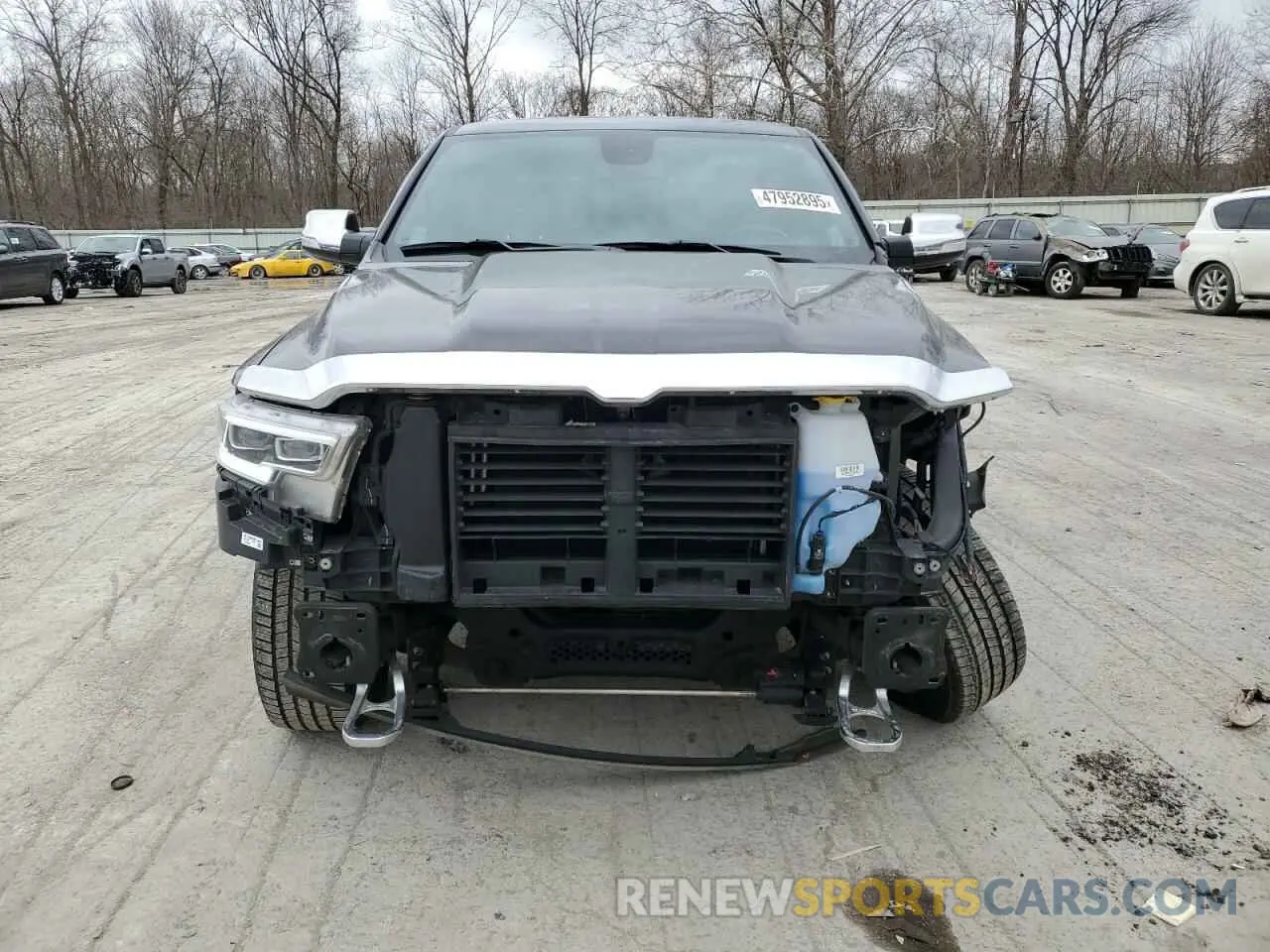 5 Photograph of a damaged car 1C6SRFST6KN573300 RAM 1500 2019