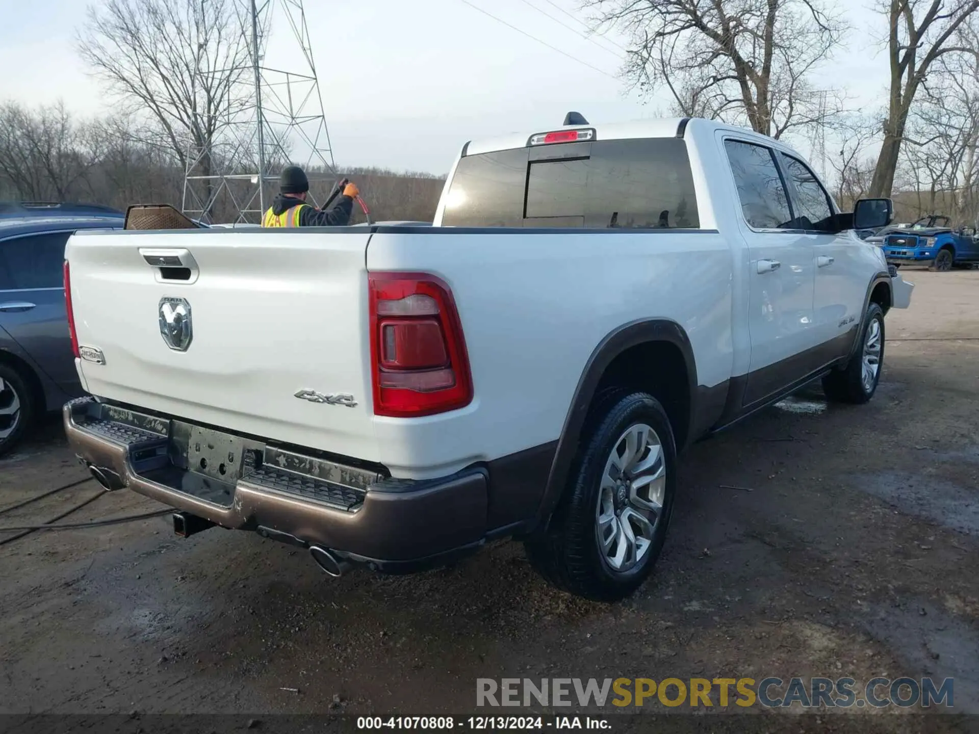 4 Фотография поврежденного автомобиля 1C6SRFST6KN886928 RAM 1500 2019