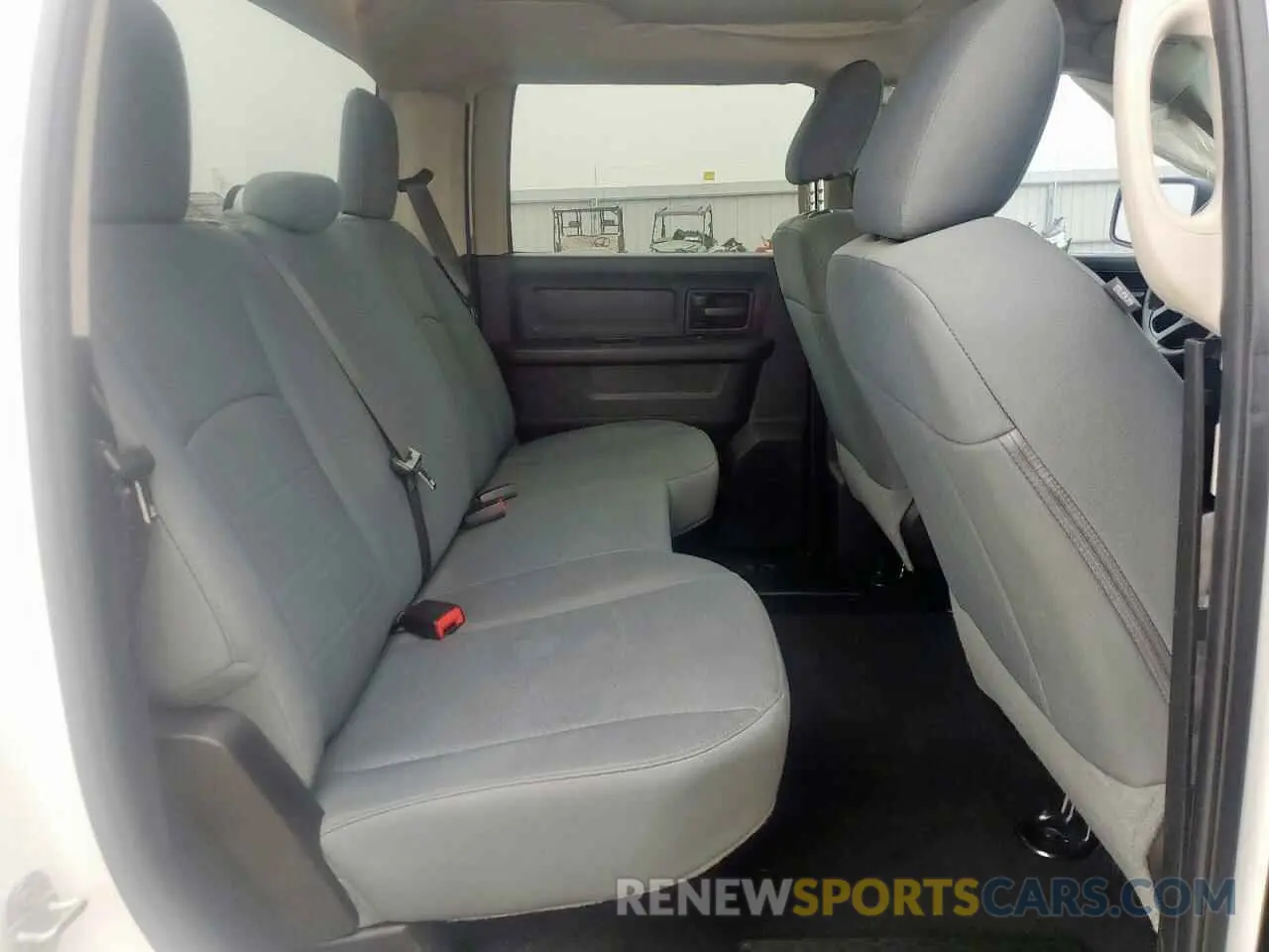 10 Photograph of a damaged car 3C6RR6KTXKG722928 RAM 1500 2019