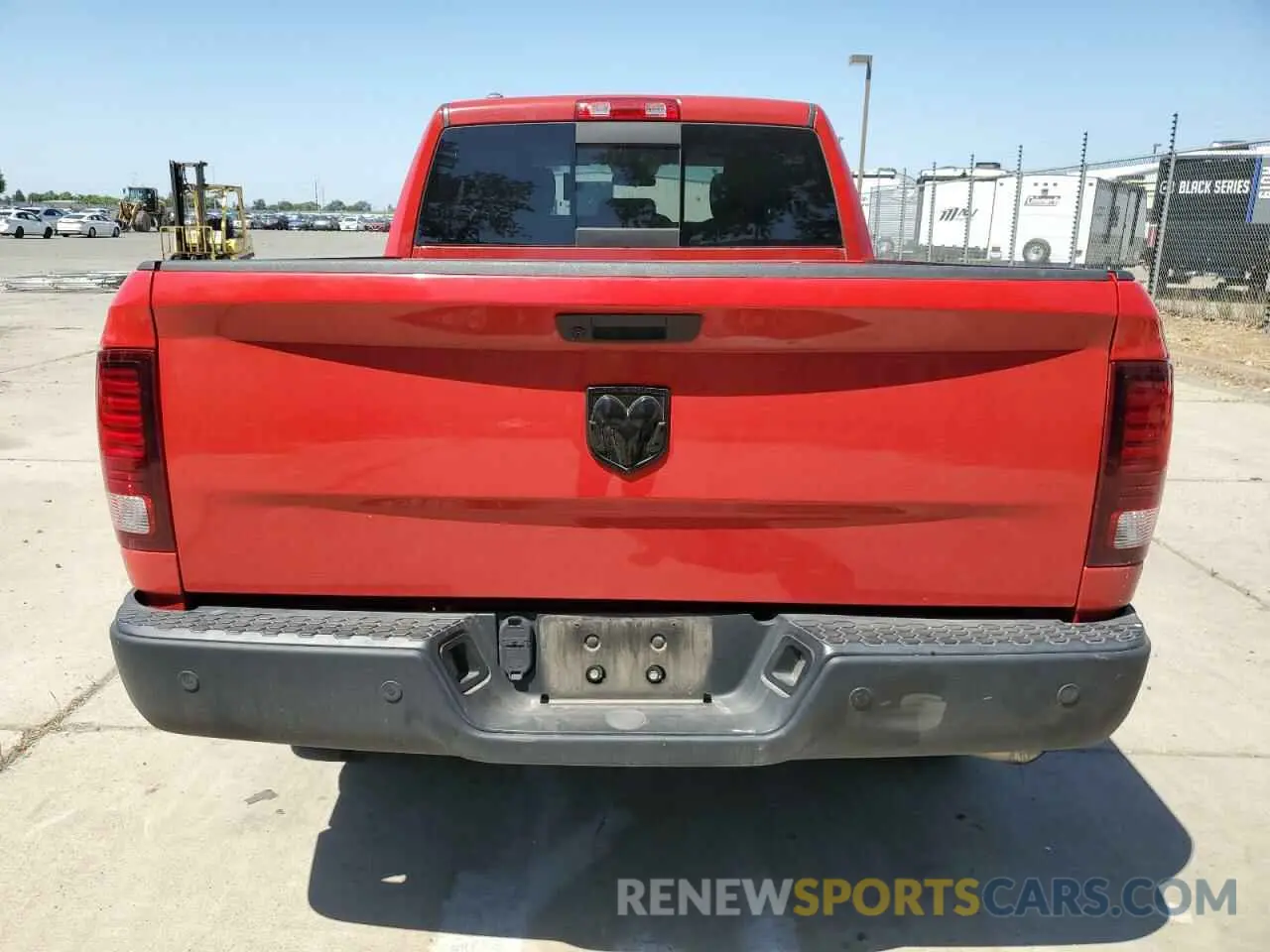 6 Photograph of a damaged car 1C6RR6GG4LS153967 RAM 1500 2020