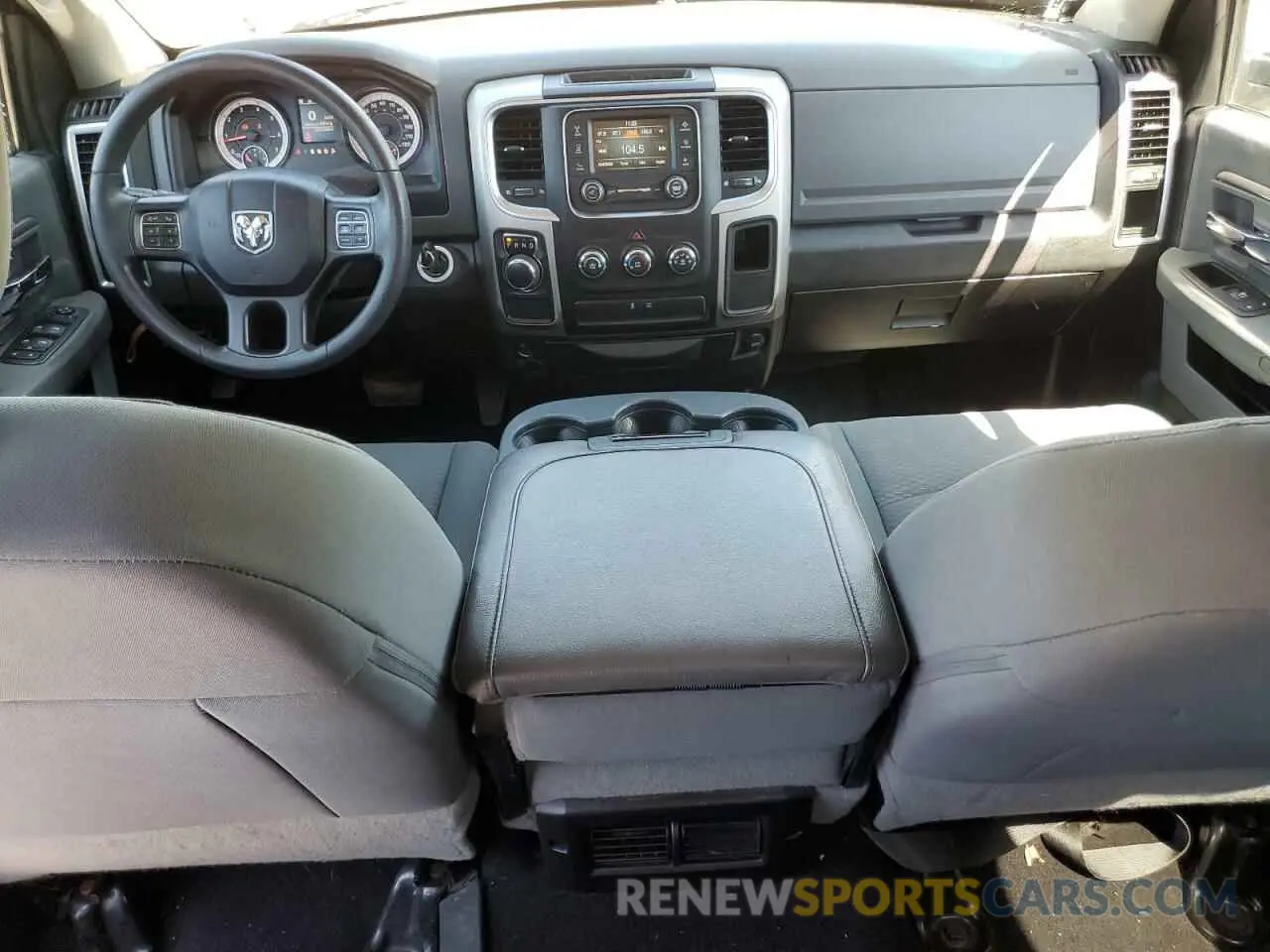 8 Фотография поврежденного автомобиля 1C6RR6TT3LS103225 RAM 1500 2020
