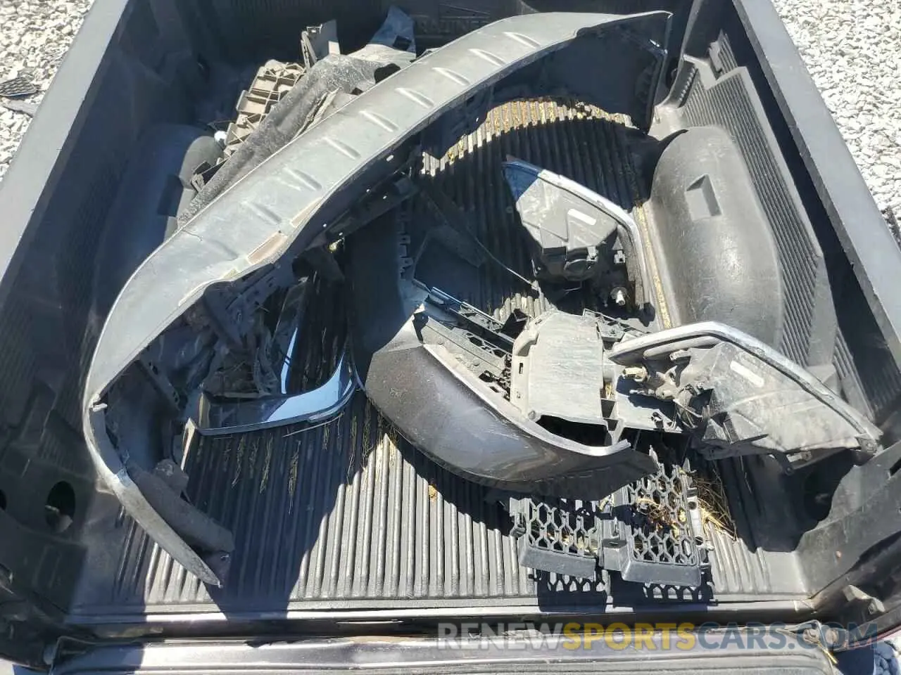 12 Фотография поврежденного автомобиля 1C6RR6TT4LS100463 RAM 1500 2020