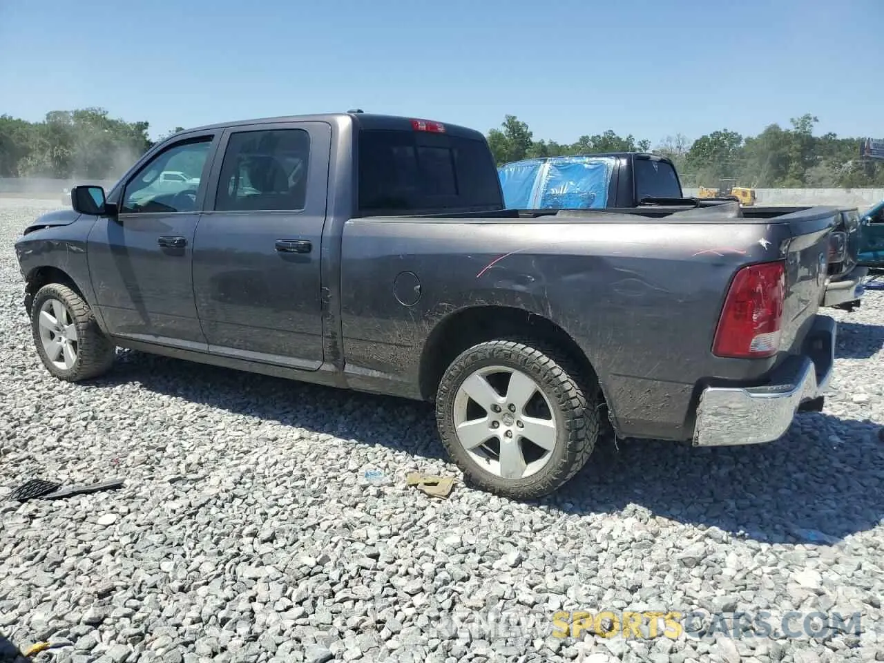 2 Фотография поврежденного автомобиля 1C6RR6TT4LS100463 RAM 1500 2020