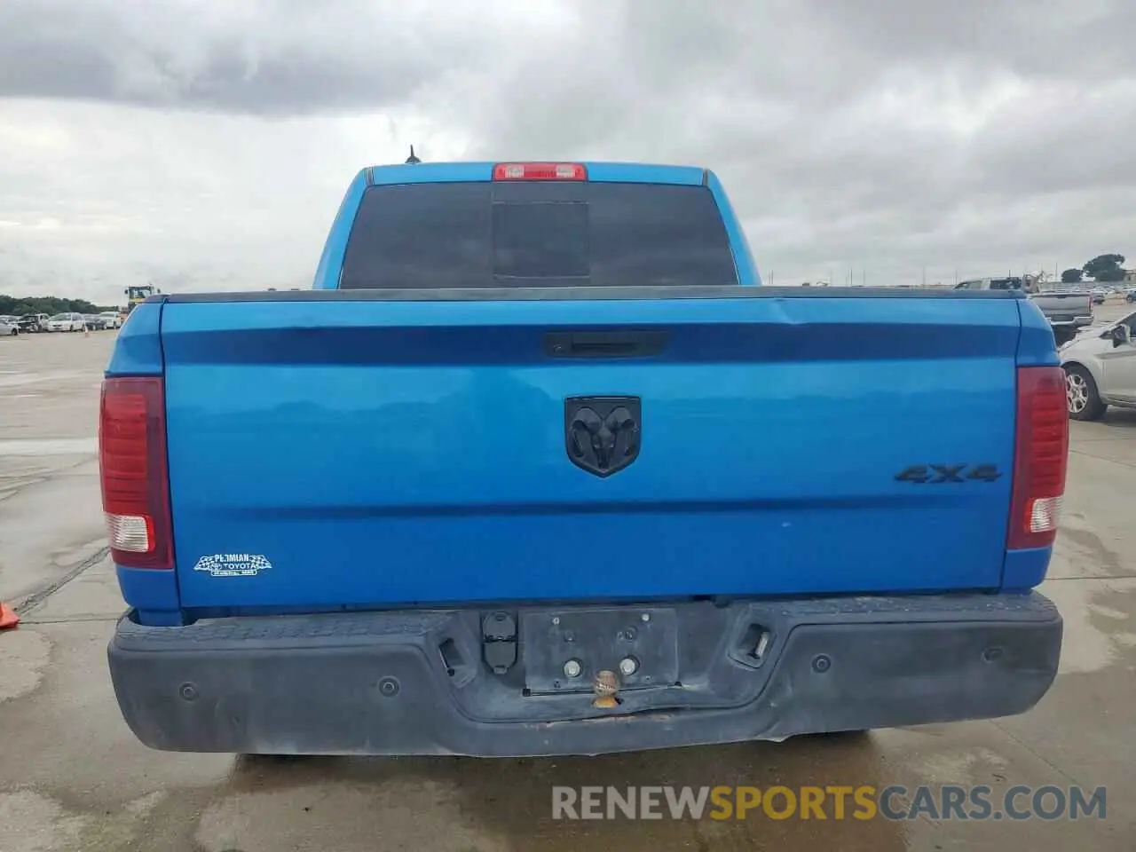 6 Photograph of a damaged car 1C6RR7LG1LS139827 RAM 1500 2020
