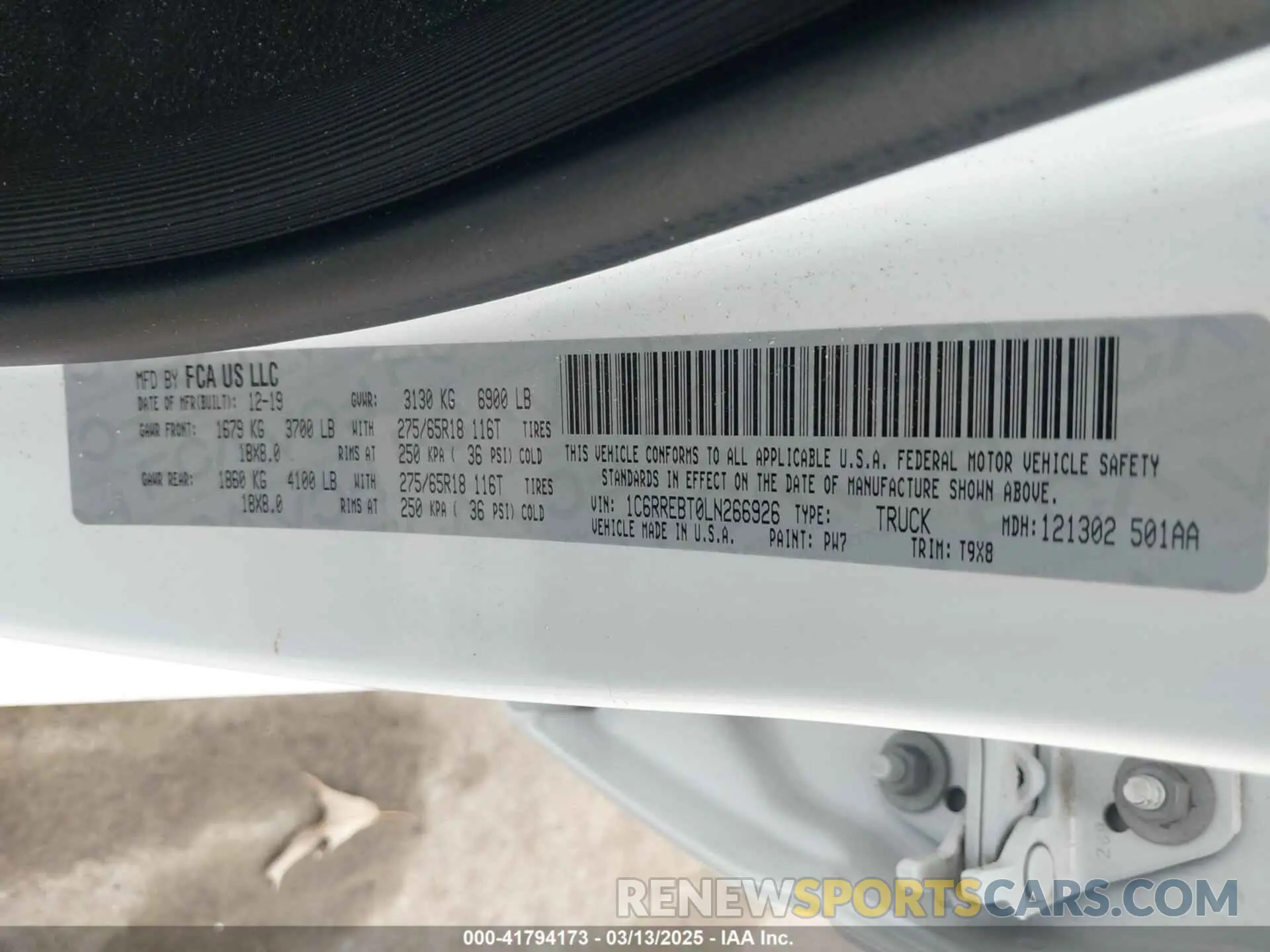 9 Фотография поврежденного автомобиля 1C6RREBT0LN266926 RAM 1500 2020