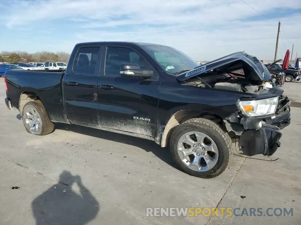 4 Photograph of a damaged car 1C6RREBT8LN253003 RAM 1500 2020
