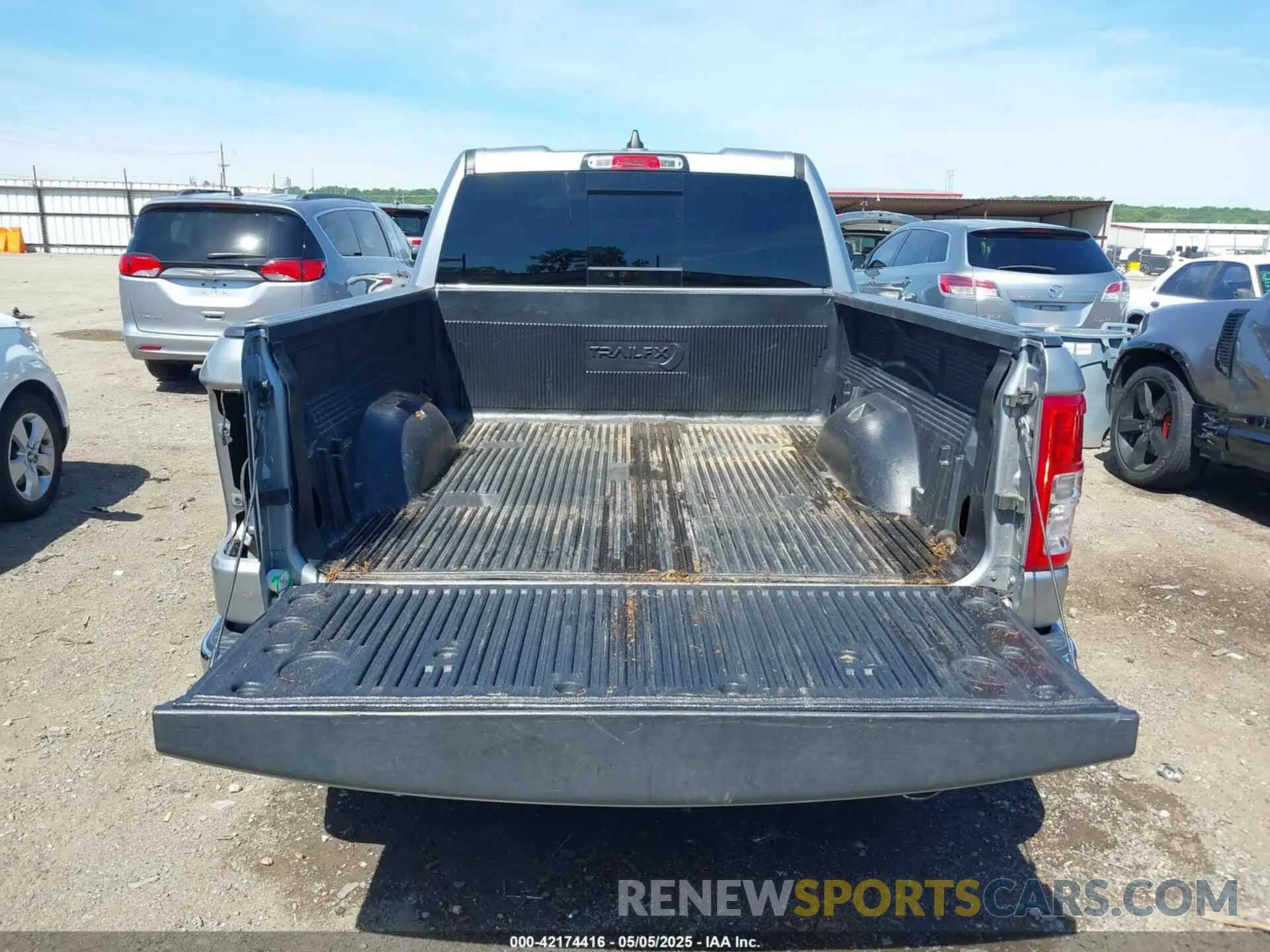 18 Photograph of a damaged car 1C6RREBT8LN294862 RAM 1500 2020