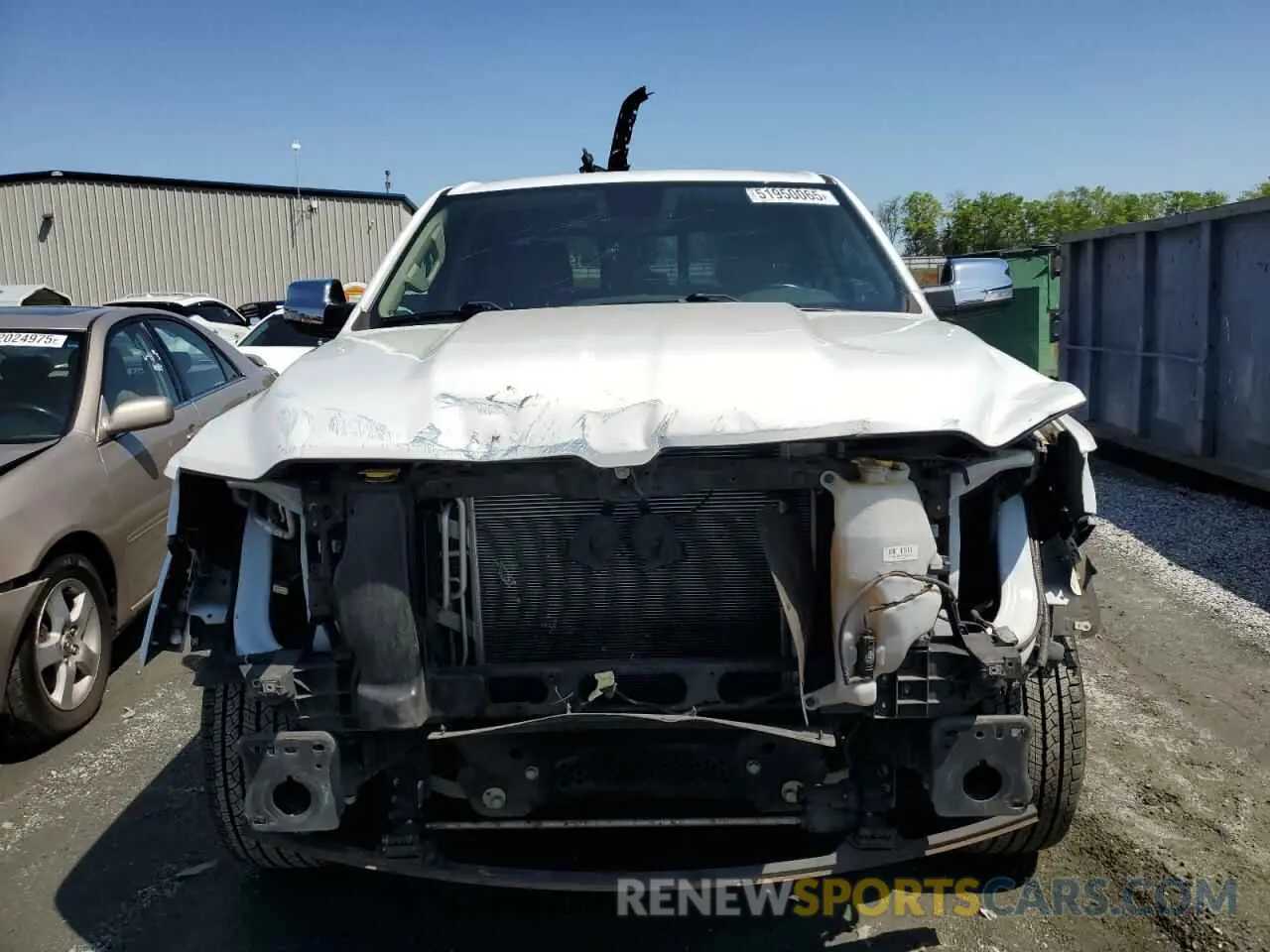 5 Photograph of a damaged car 1C6RREDT1LN270870 RAM 1500 2020