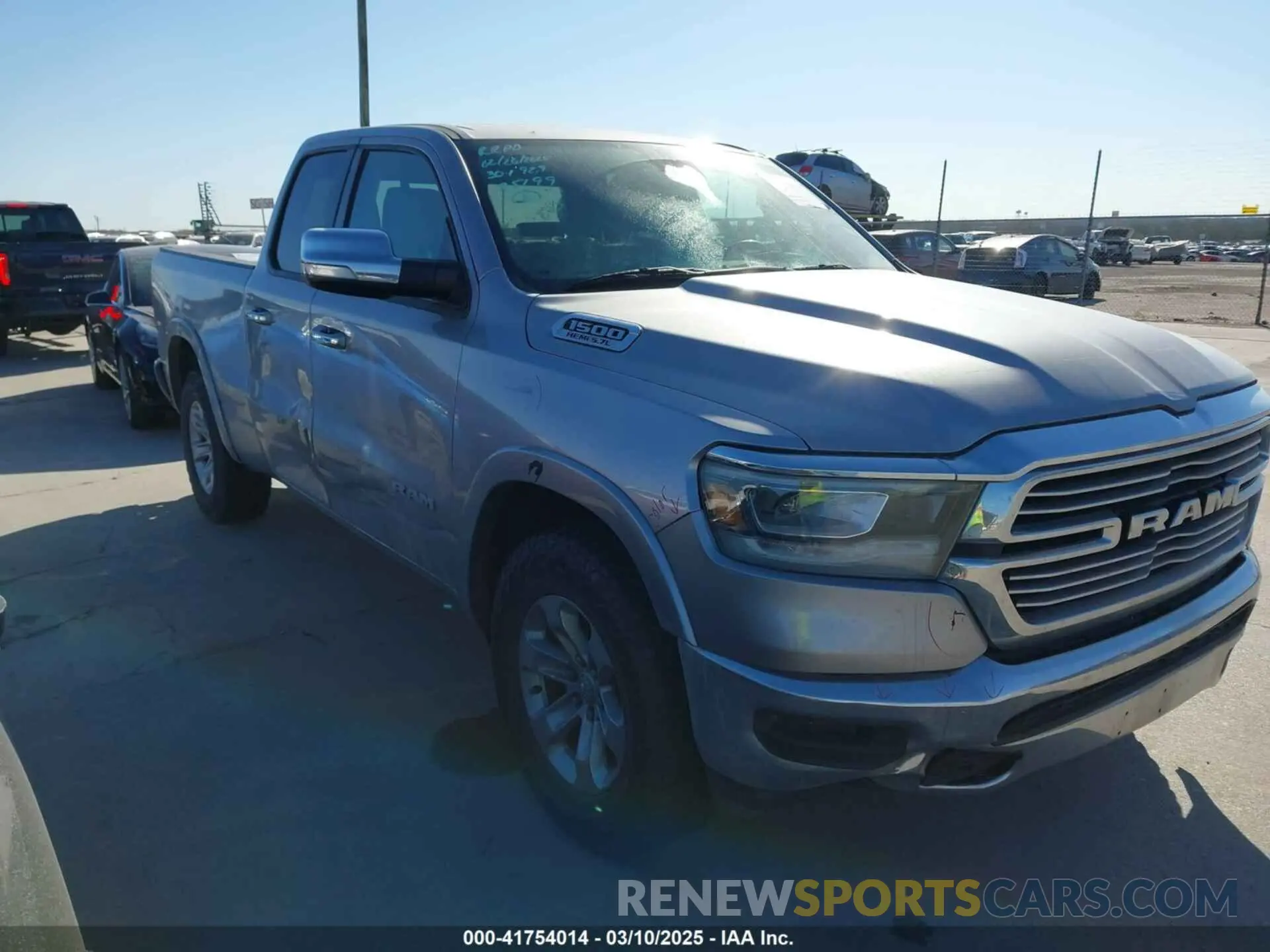 1 Photograph of a damaged car 1C6RREDT7LN121377 RAM 1500 2020