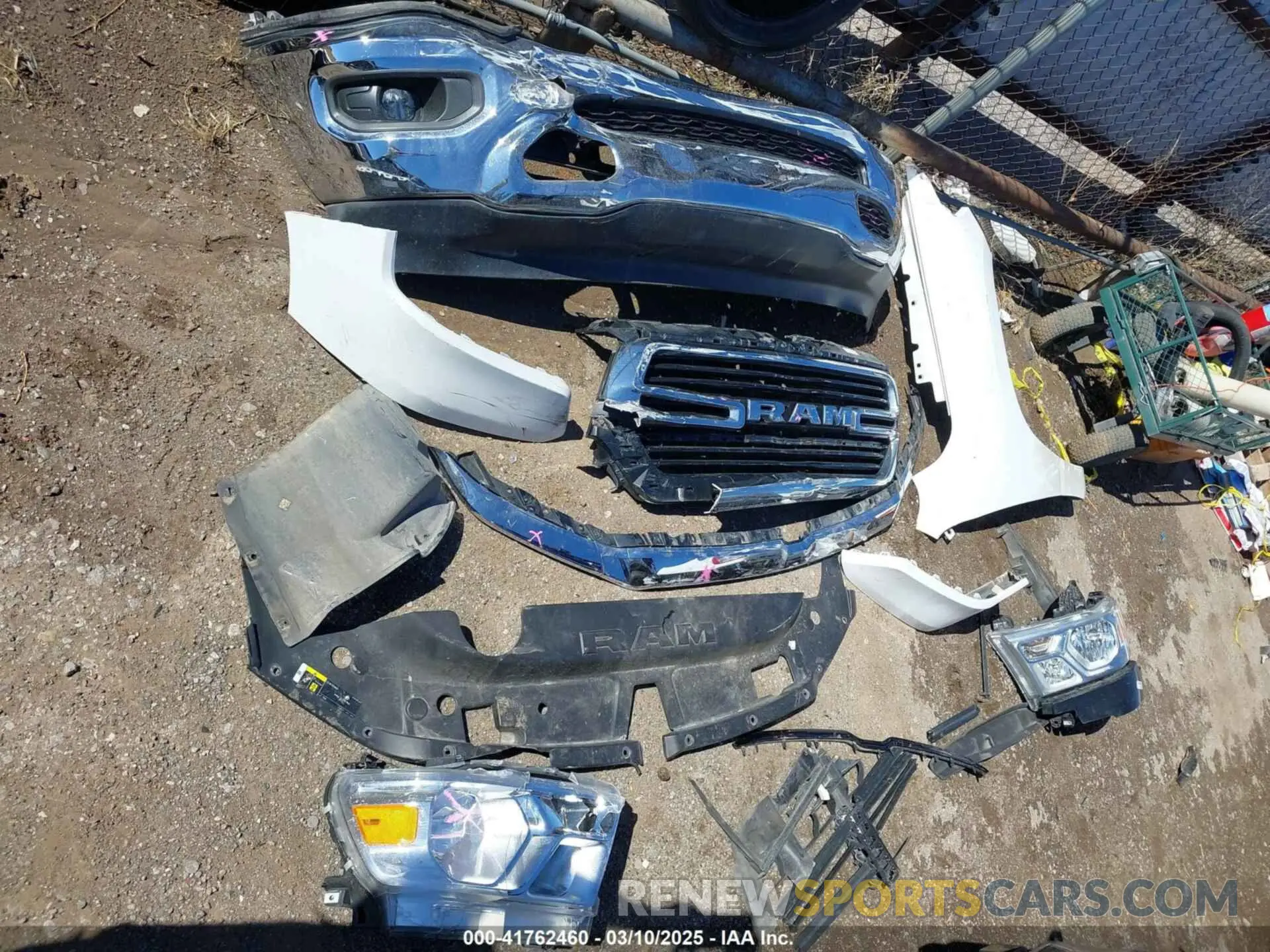 12 Фотография поврежденного автомобиля 1C6RREFT0LN311731 RAM 1500 2020
