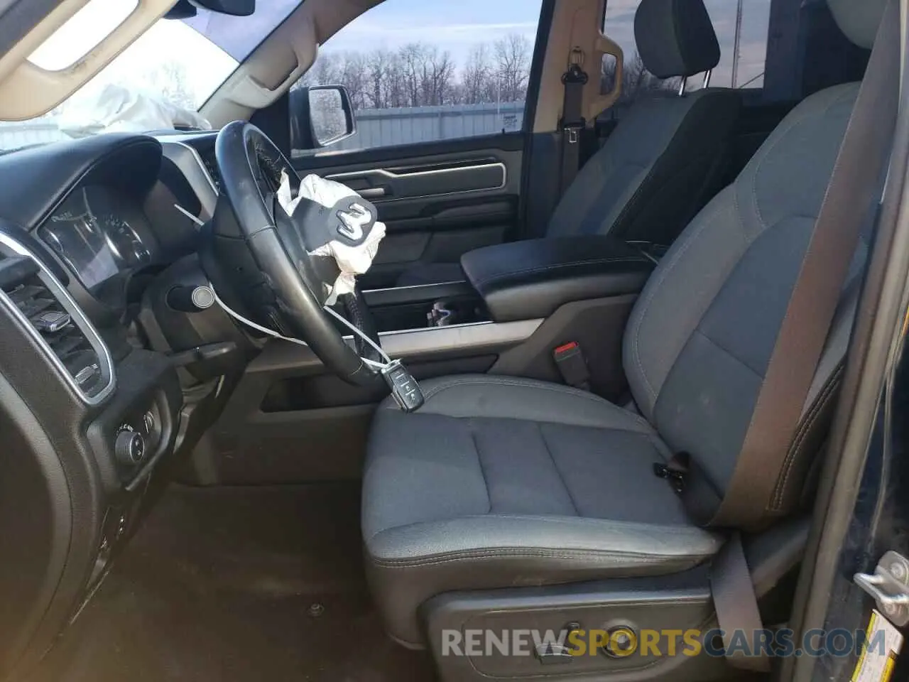 7 Фотография поврежденного автомобиля 1C6RREFT1LN344933 RAM 1500 2020