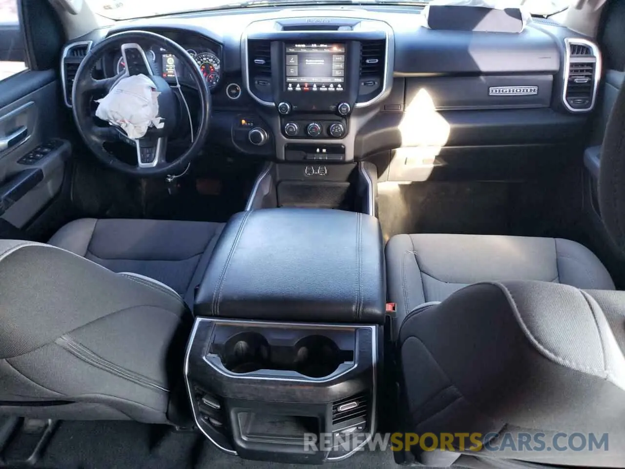 8 Фотография поврежденного автомобиля 1C6RREFT1LN344933 RAM 1500 2020