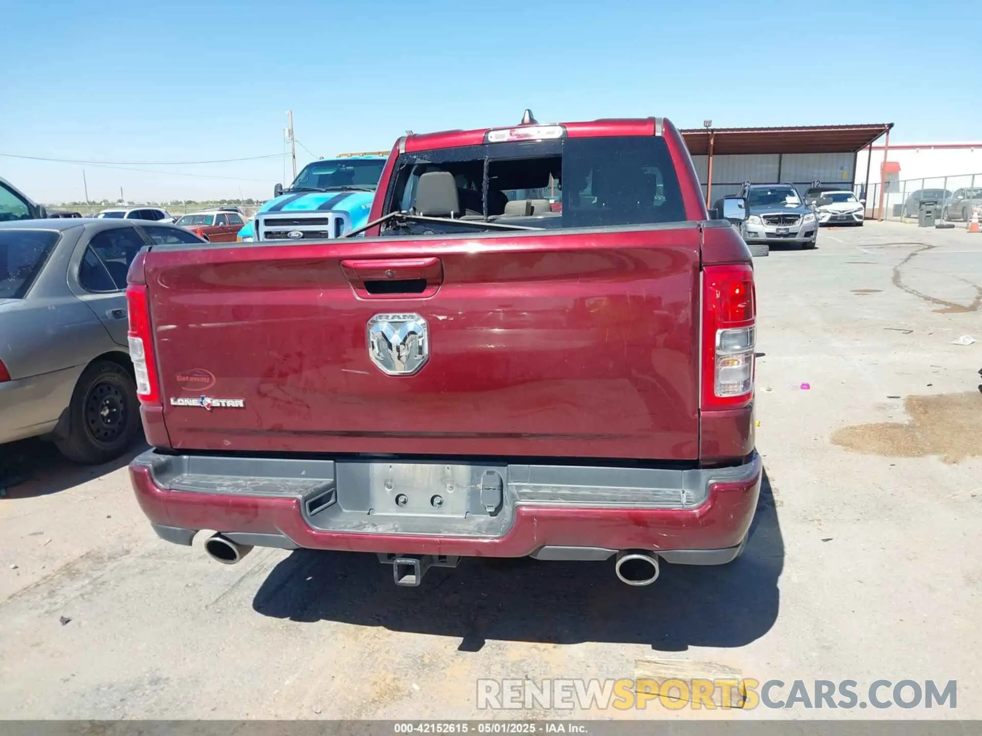 16 Photograph of a damaged car 1C6RREFT2LN209900 RAM 1500 2020