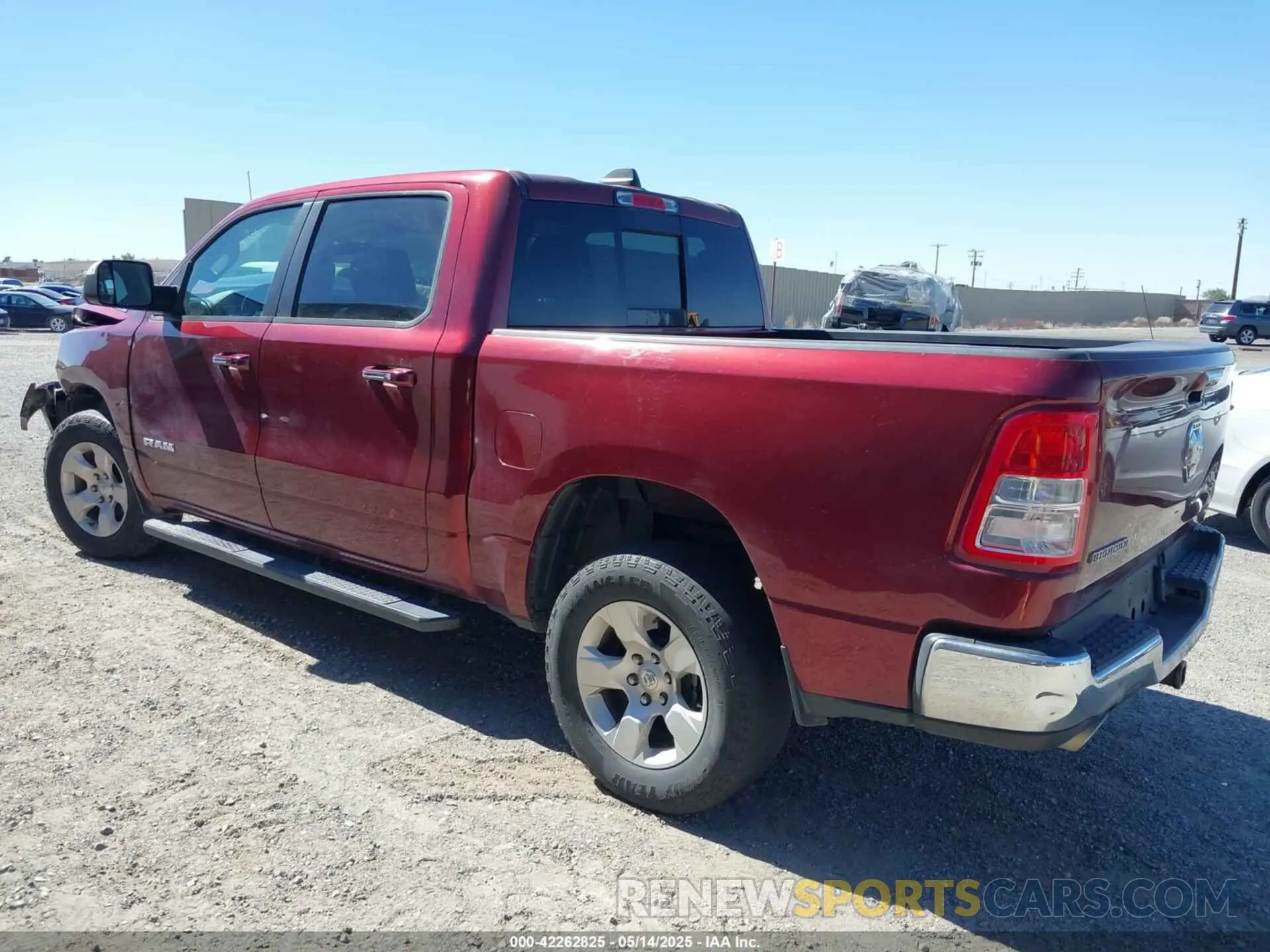3 Photograph of a damaged car 1C6RREFT4LN105571 RAM 1500 2020
