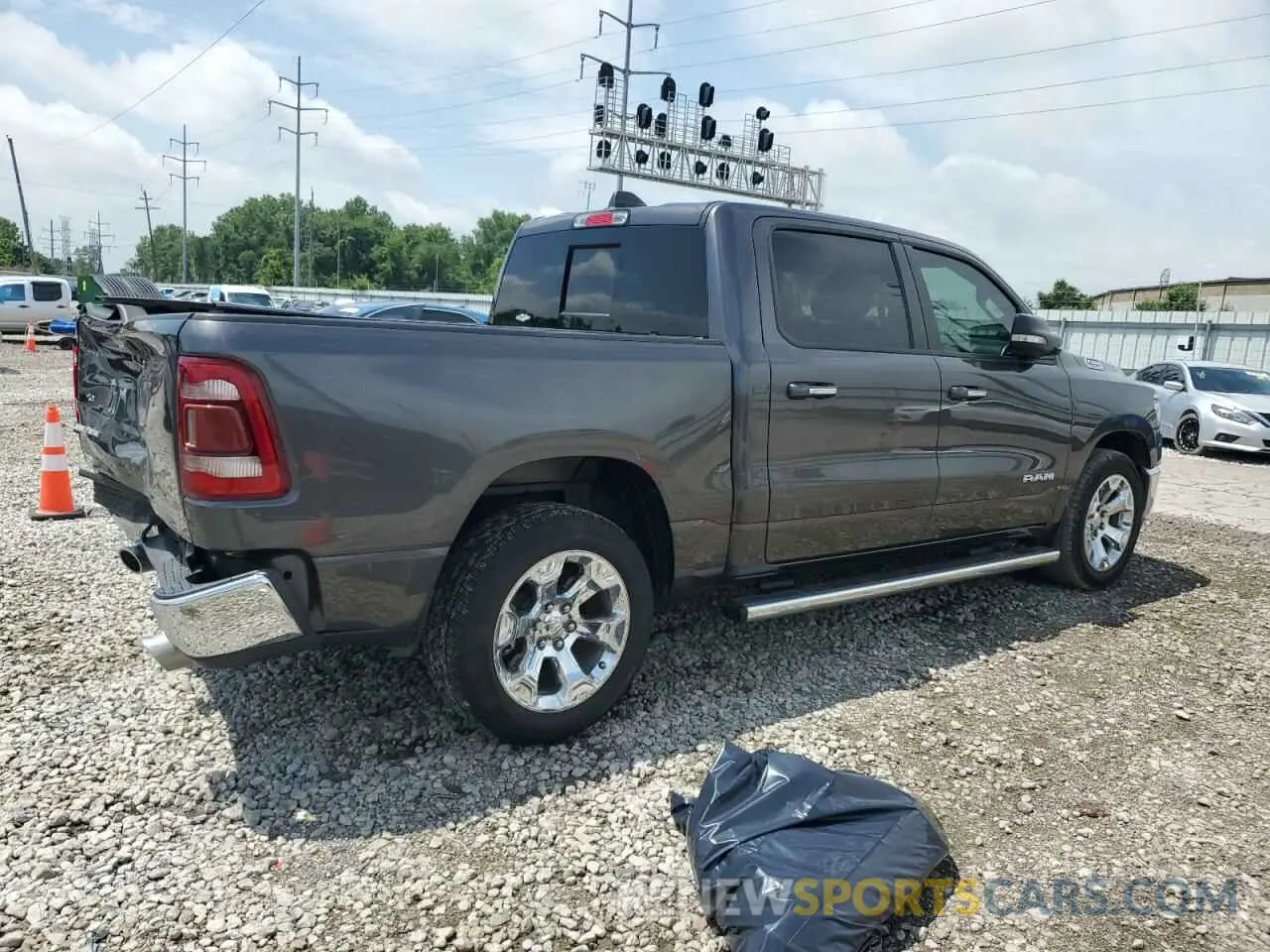 3 Photograph of a damaged car 1C6RREFT4LN153006 RAM 1500 2020