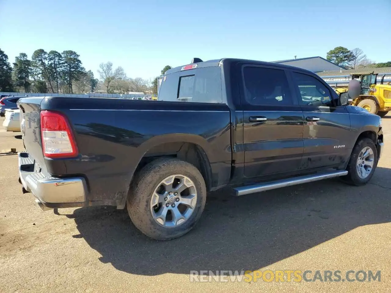 3 Photograph of a damaged car 1C6RREFT5LN185706 RAM 1500 2020