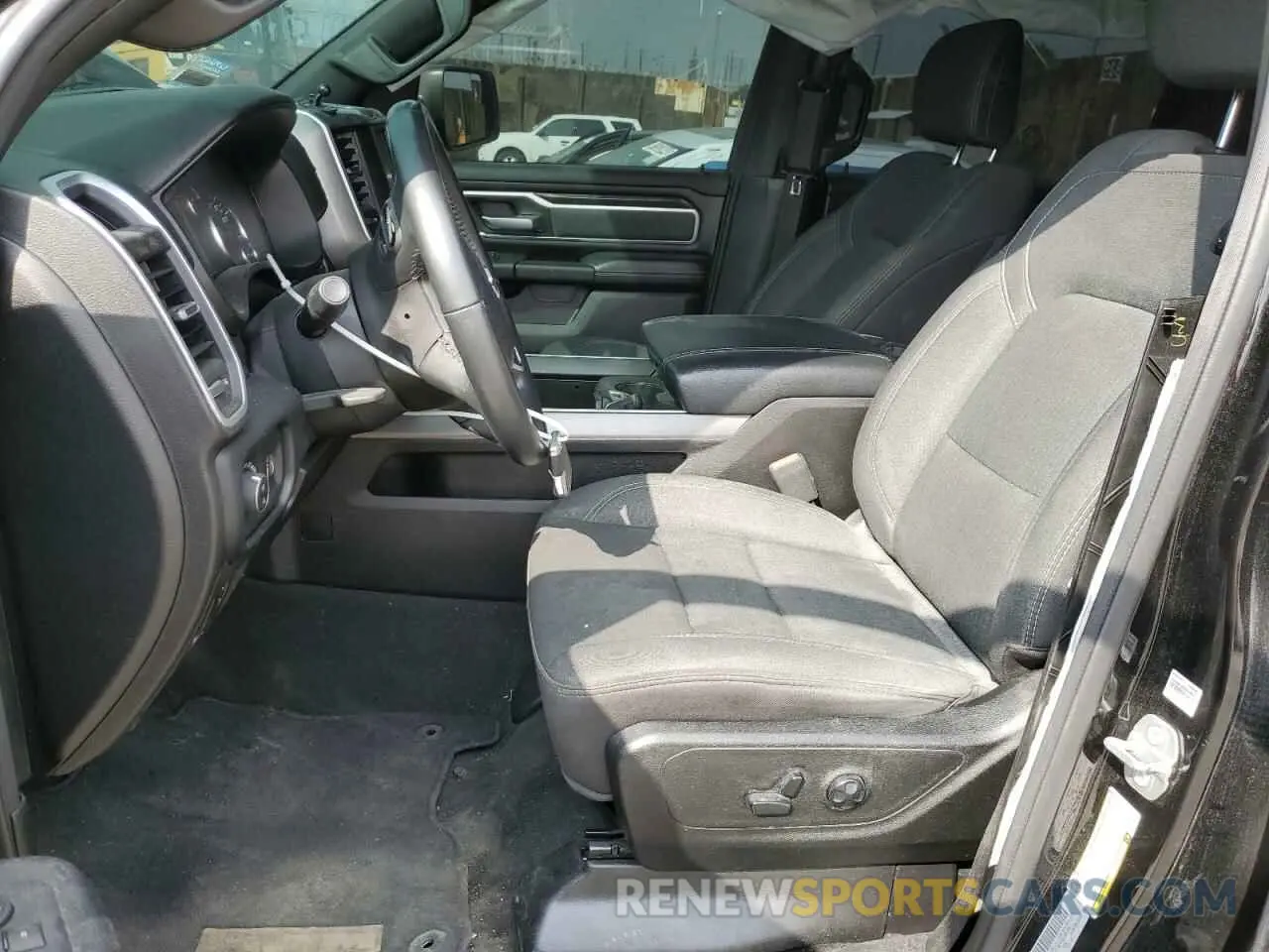 7 Фотография поврежденного автомобиля 1C6RREFT6LN152424 RAM 1500 2020