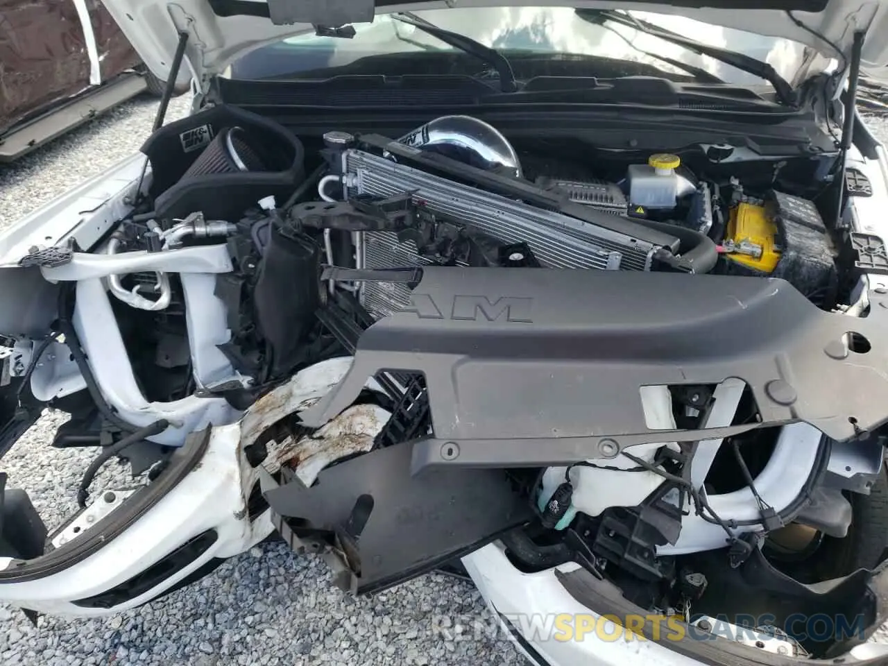 14 Photograph of a damaged car 1C6RREFTXLN289317 RAM 1500 2020