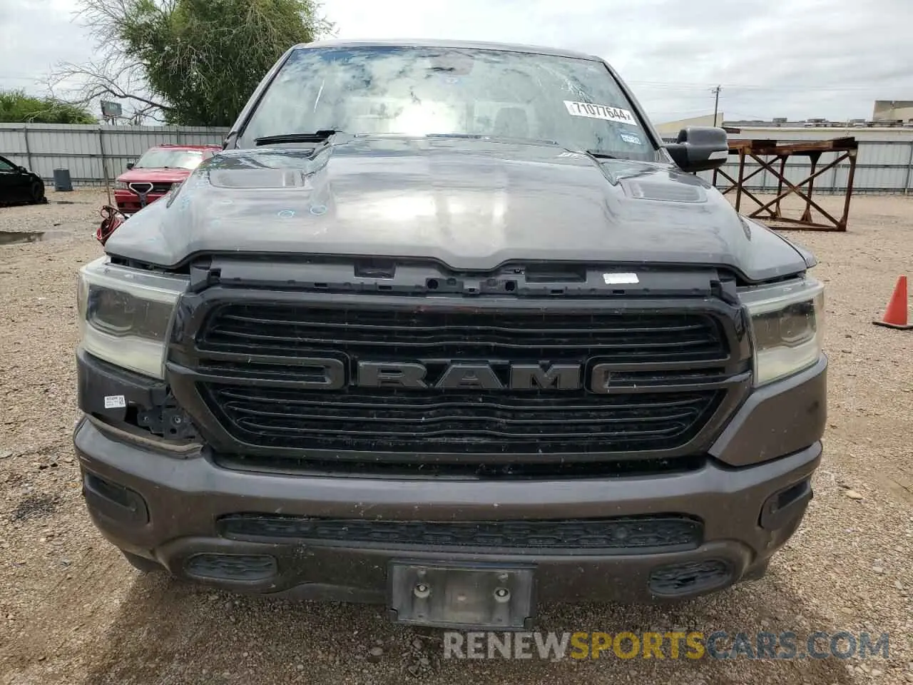 5 Photograph of a damaged car 1C6RREJT2LN226803 RAM 1500 2020