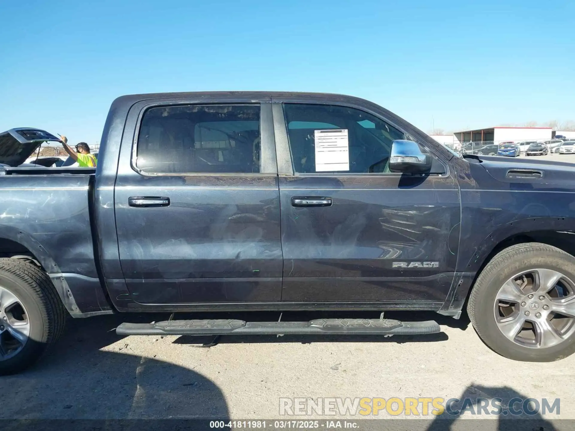 13 Фотография поврежденного автомобиля 1C6RREJT4LN232859 RAM 1500 2020