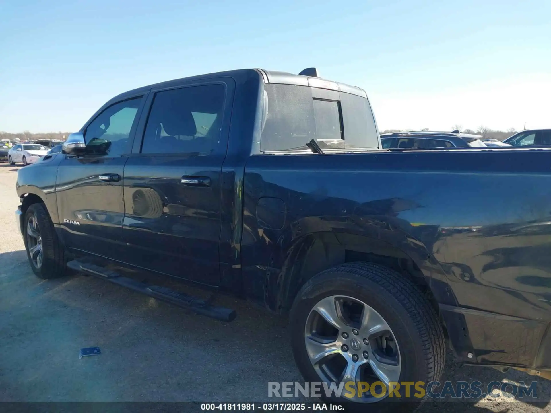14 Фотография поврежденного автомобиля 1C6RREJT4LN232859 RAM 1500 2020