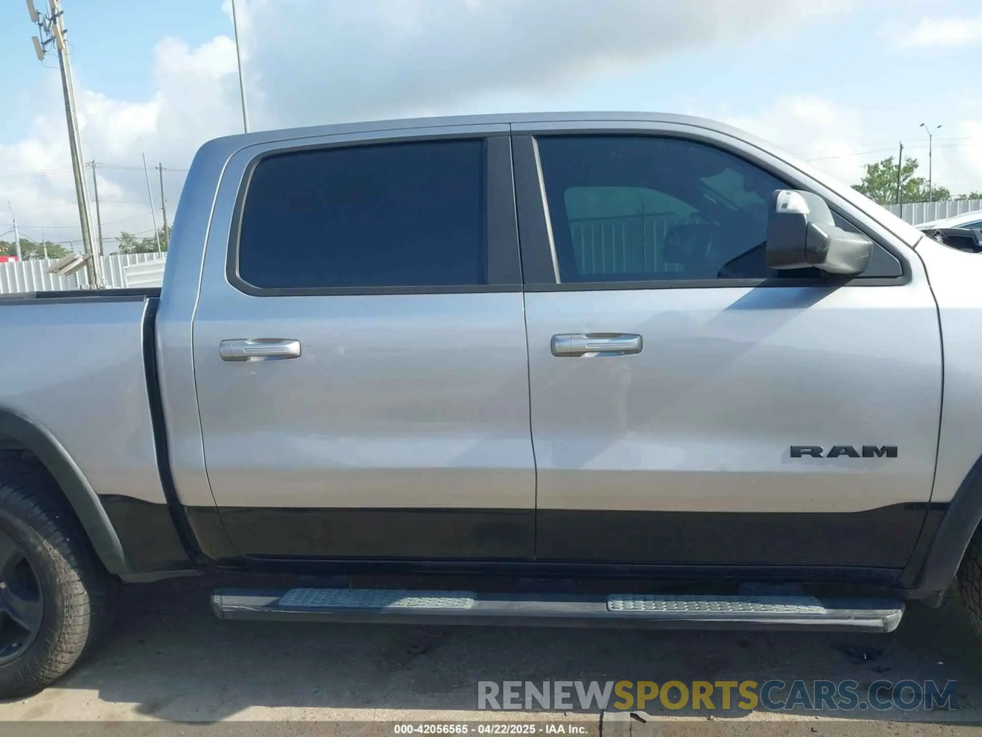 13 Photograph of a damaged car 1C6RRELT4LN267060 RAM 1500 2020